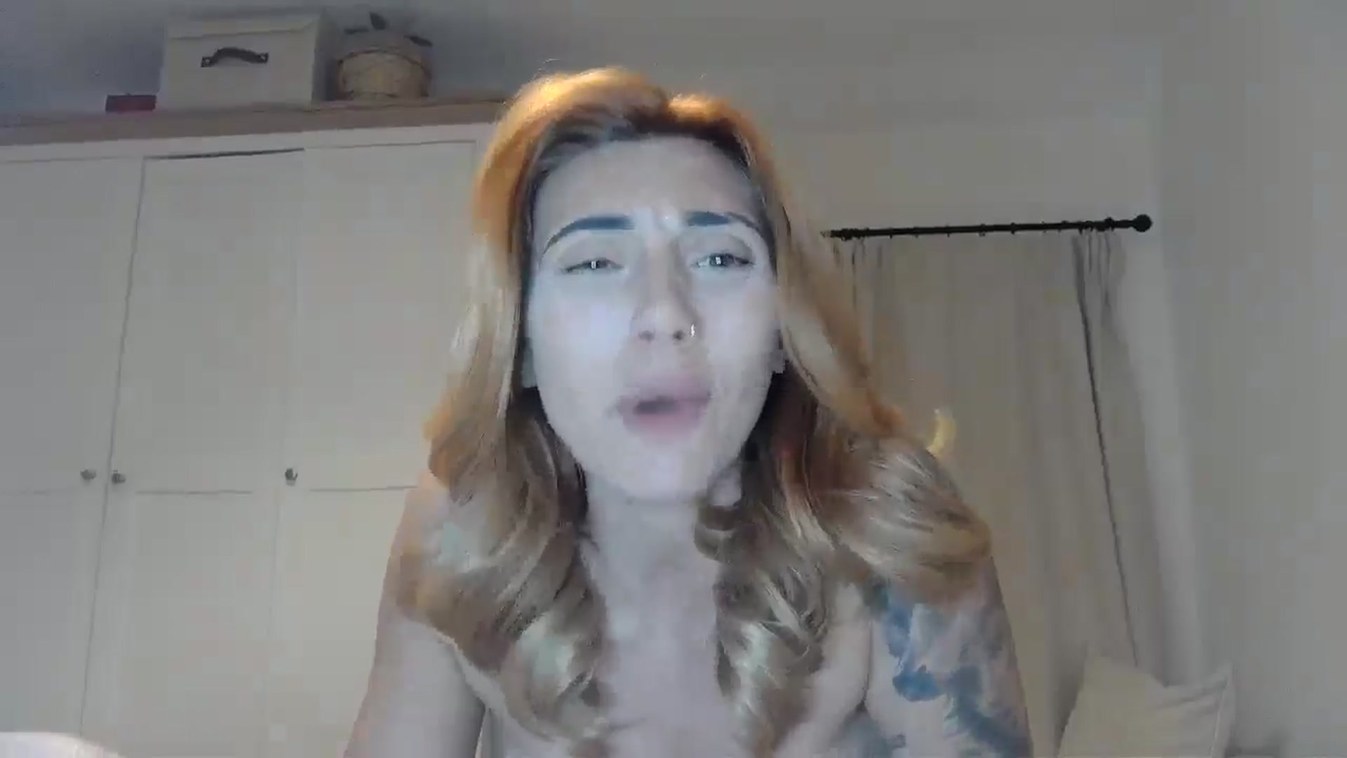 Gallery image thumbnail from EnglishRose3's myfreecams stream on, 06/07/2025, 13:14 image 17 of 20