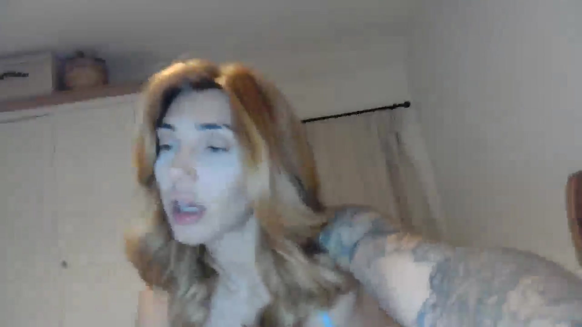 Gallery image thumbnail from EnglishRose3's myfreecams stream on, 06/09/2025, 06:12 image 5 of 20
