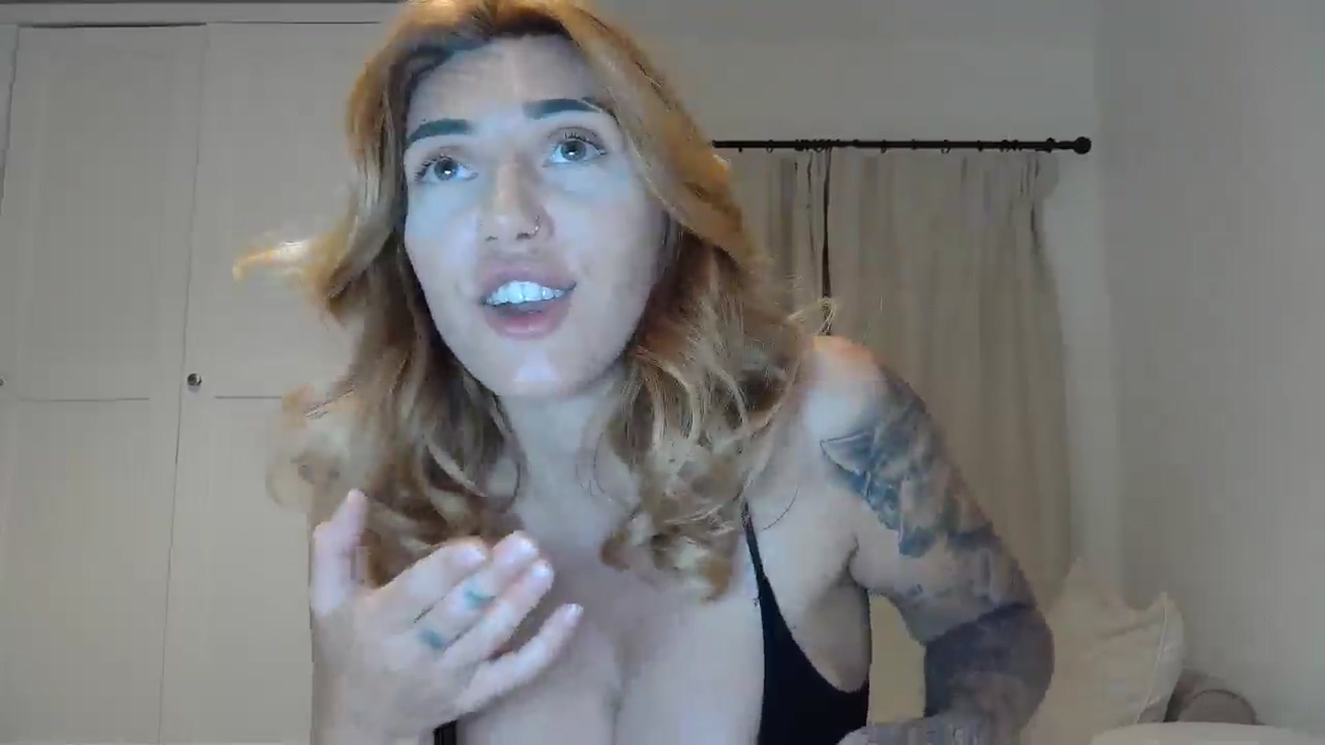 Gallery image thumbnail from EnglishRose3's myfreecams stream on, 06/11/2025, 08:29 image 16 of 20