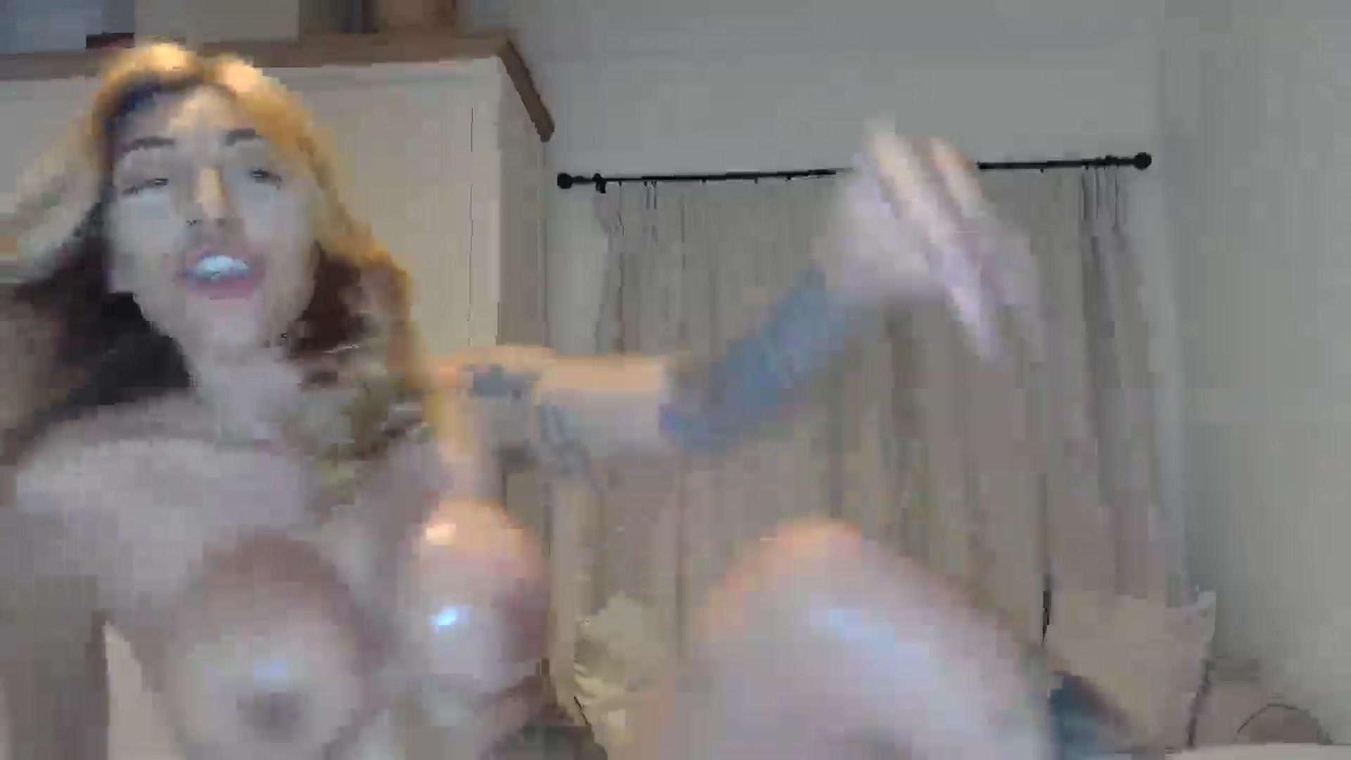 Gallery image thumbnail from EnglishRose3's myfreecams stream on, 06/22/2025, 11:13 image 2 of 20