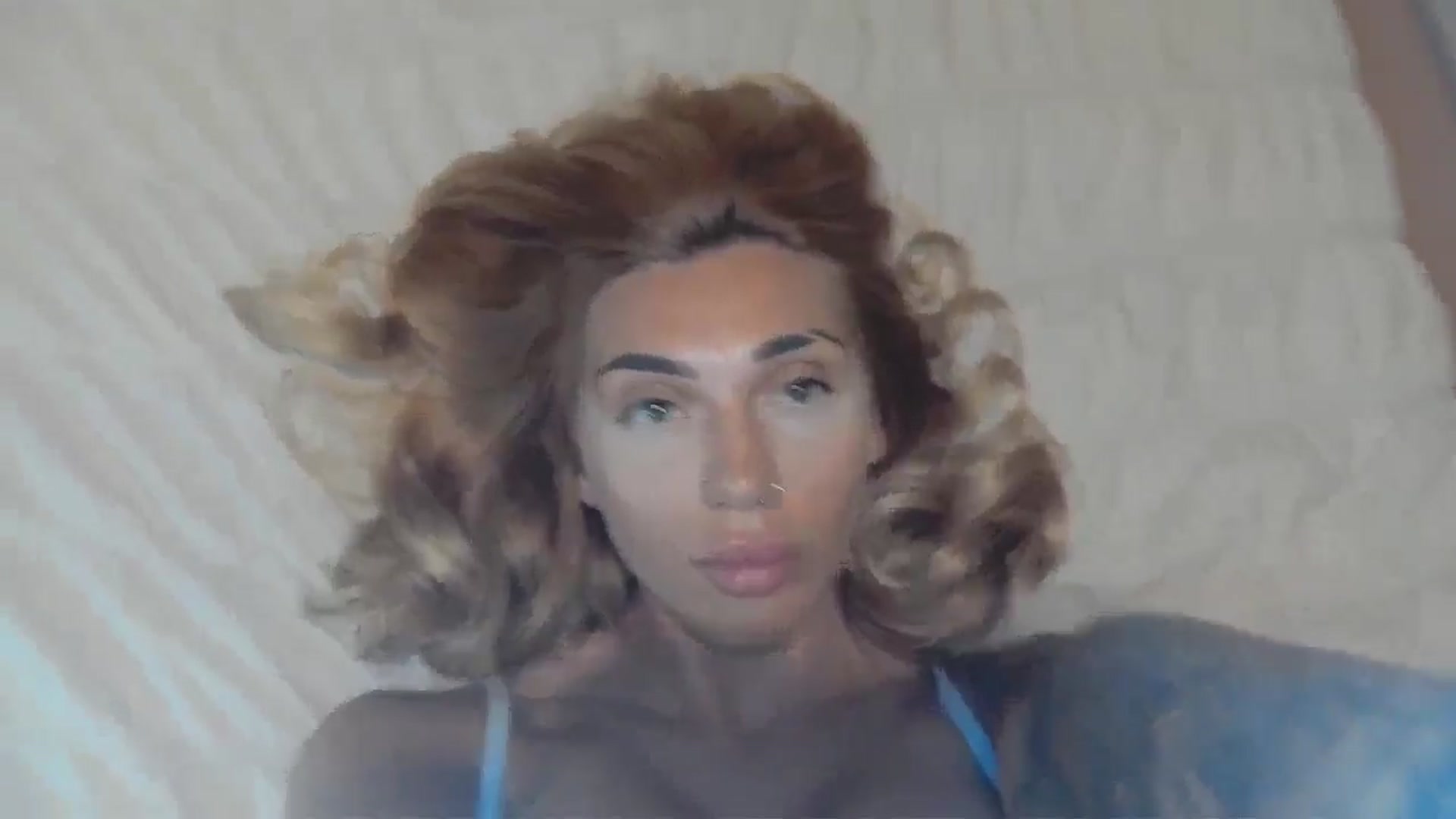 Gallery image thumbnail from EnglishRose3's myfreecams stream on, 07/07/2025, 07:26 image 15 of 20