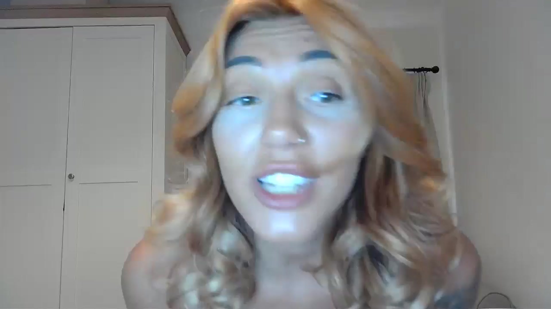 Gallery image thumbnail from EnglishRose3's myfreecams stream on, 07/11/2025, 08:12 image 10 of 20