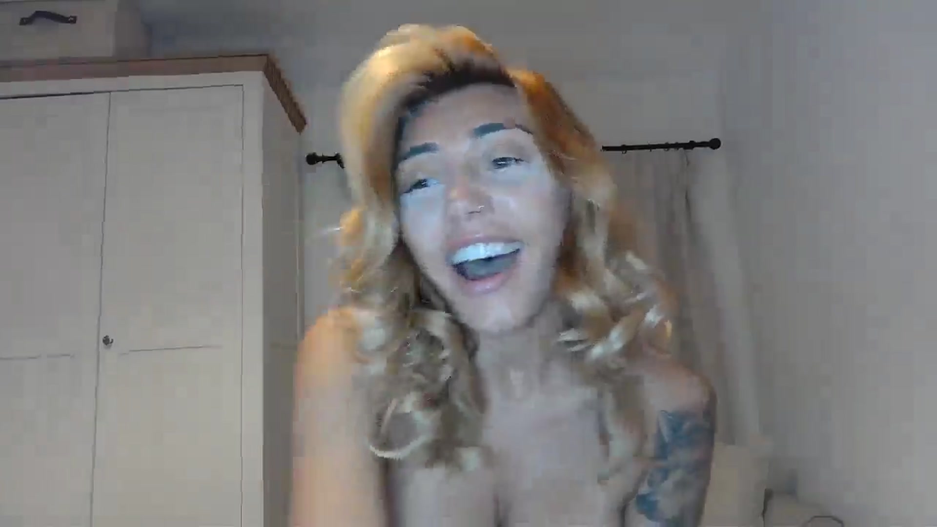 Gallery image thumbnail from EnglishRose3's myfreecams stream on, 09/05/2025, 06:41 image 20 of 20