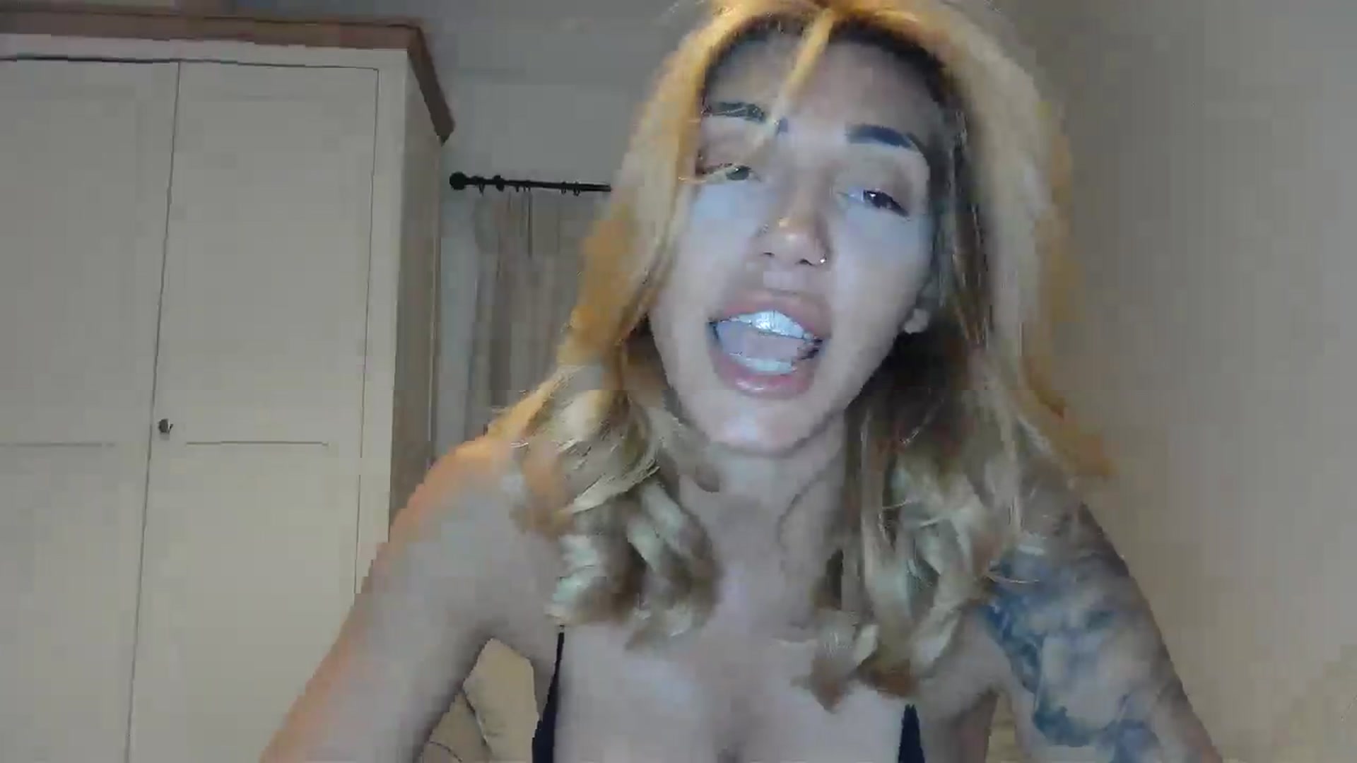 Gallery image thumbnail from EnglishRose3's myfreecams stream on, 09/06/2025, 08:50 image 6 of 20