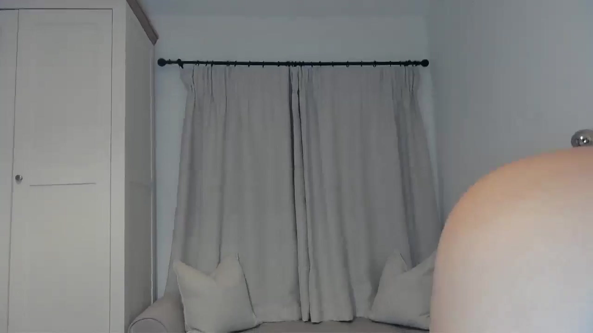 Gallery image thumbnail from EnglishRose3's myfreecams stream on, 10/23/2025, 08:28 image 19 of 20