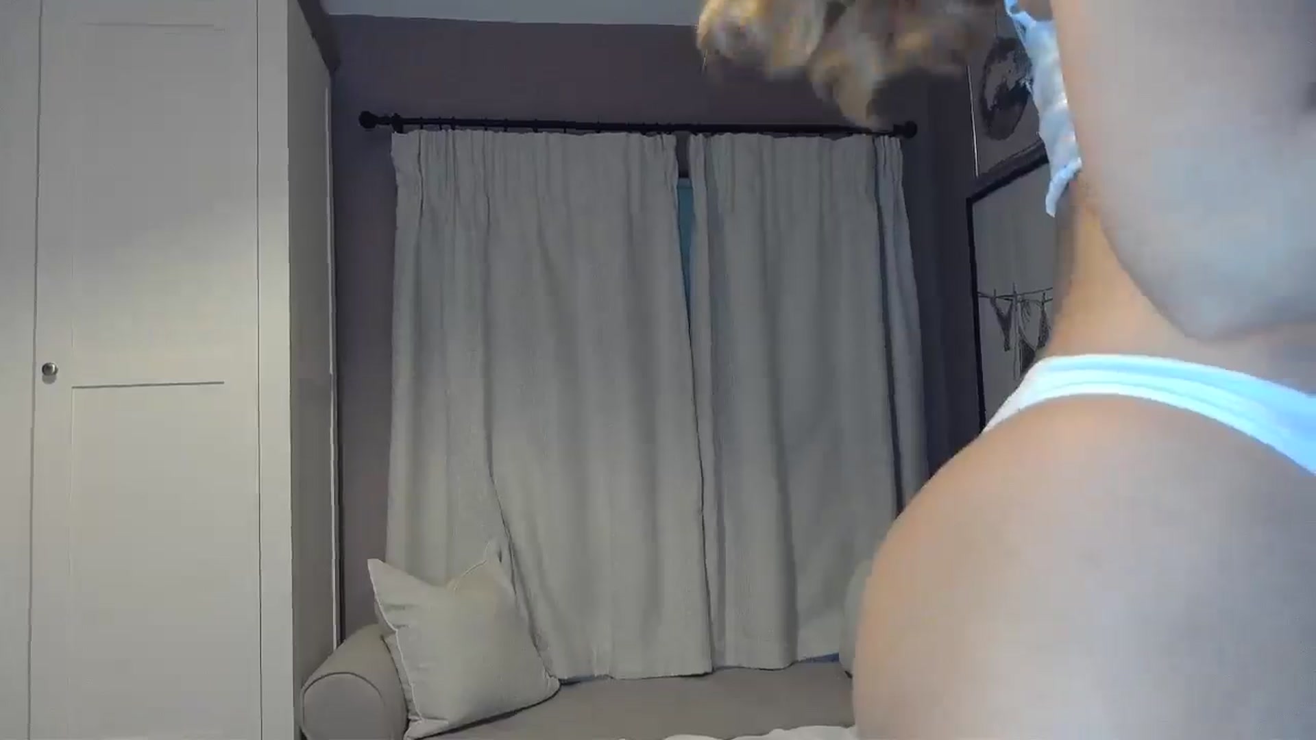 Gallery image thumbnail from EnglishRose3's myfreecams stream on, 11/28/2025, 07:42 image 14 of 20