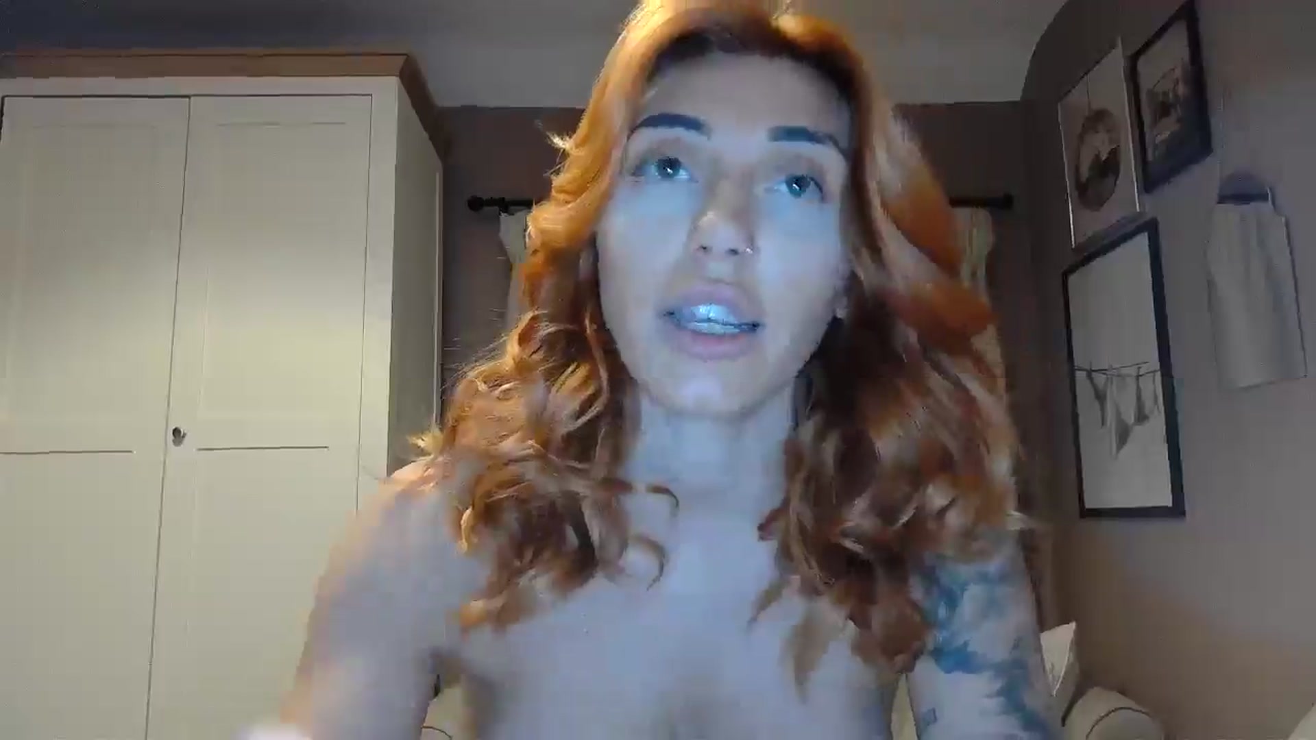 Gallery image thumbnail from EnglishRose3's myfreecams stream on, 01/13/2026, 09:24 image 10 of 20