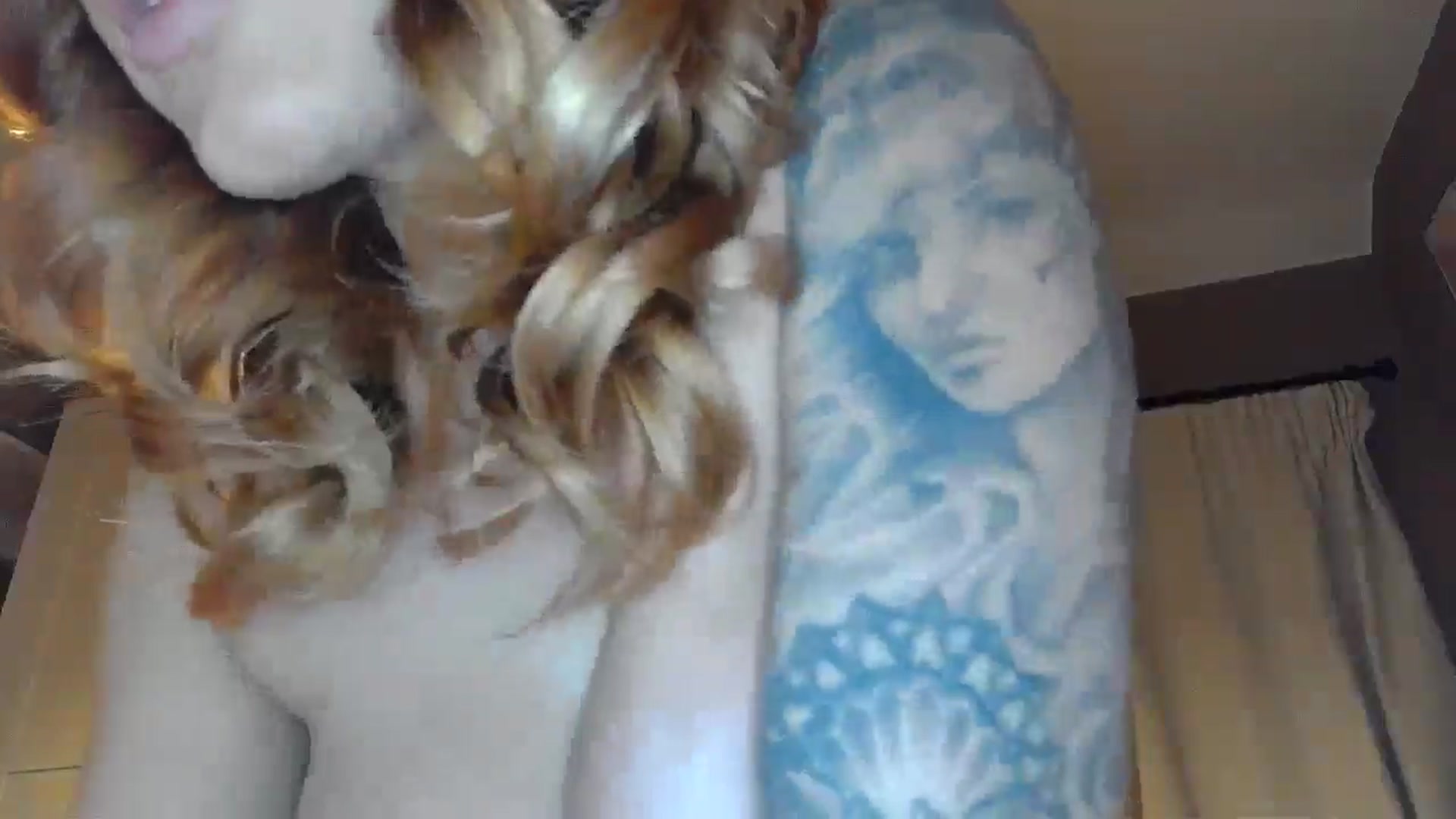 Gallery image thumbnail from EnglishRose3's myfreecams stream on, 01/16/2026, 08:08 image 7 of 20