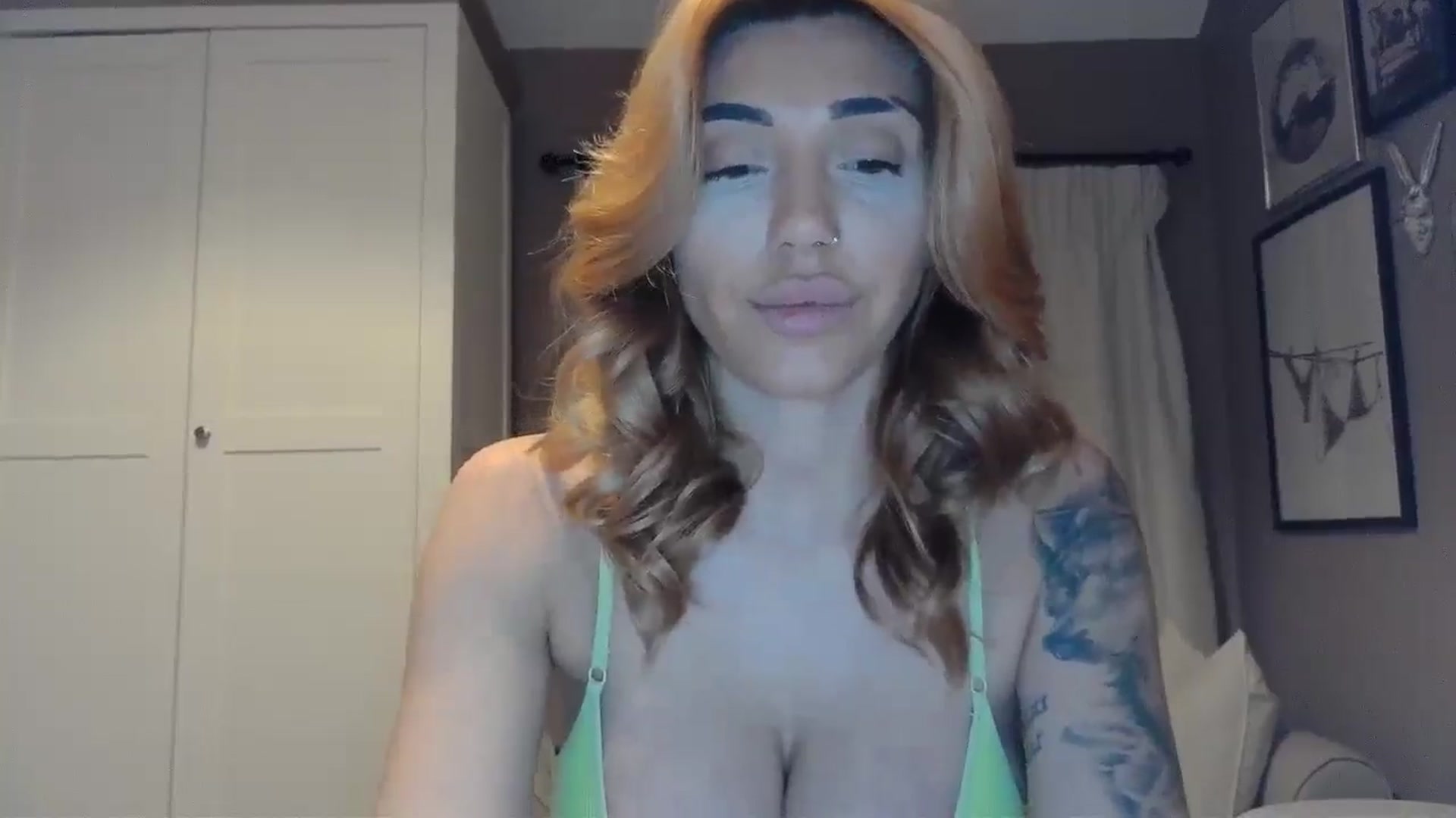 Gallery image thumbnail from EnglishRose3's myfreecams stream on, 01/28/2026, 10:14 image 2 of 20
