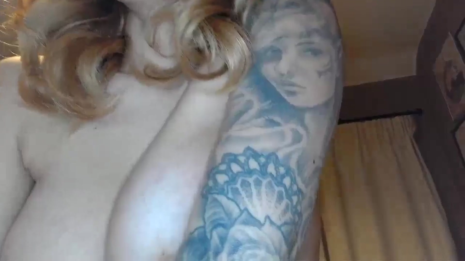Gallery image thumbnail from EnglishRose3's myfreecams stream on, 01/29/2026, 08:58 image 11 of 20