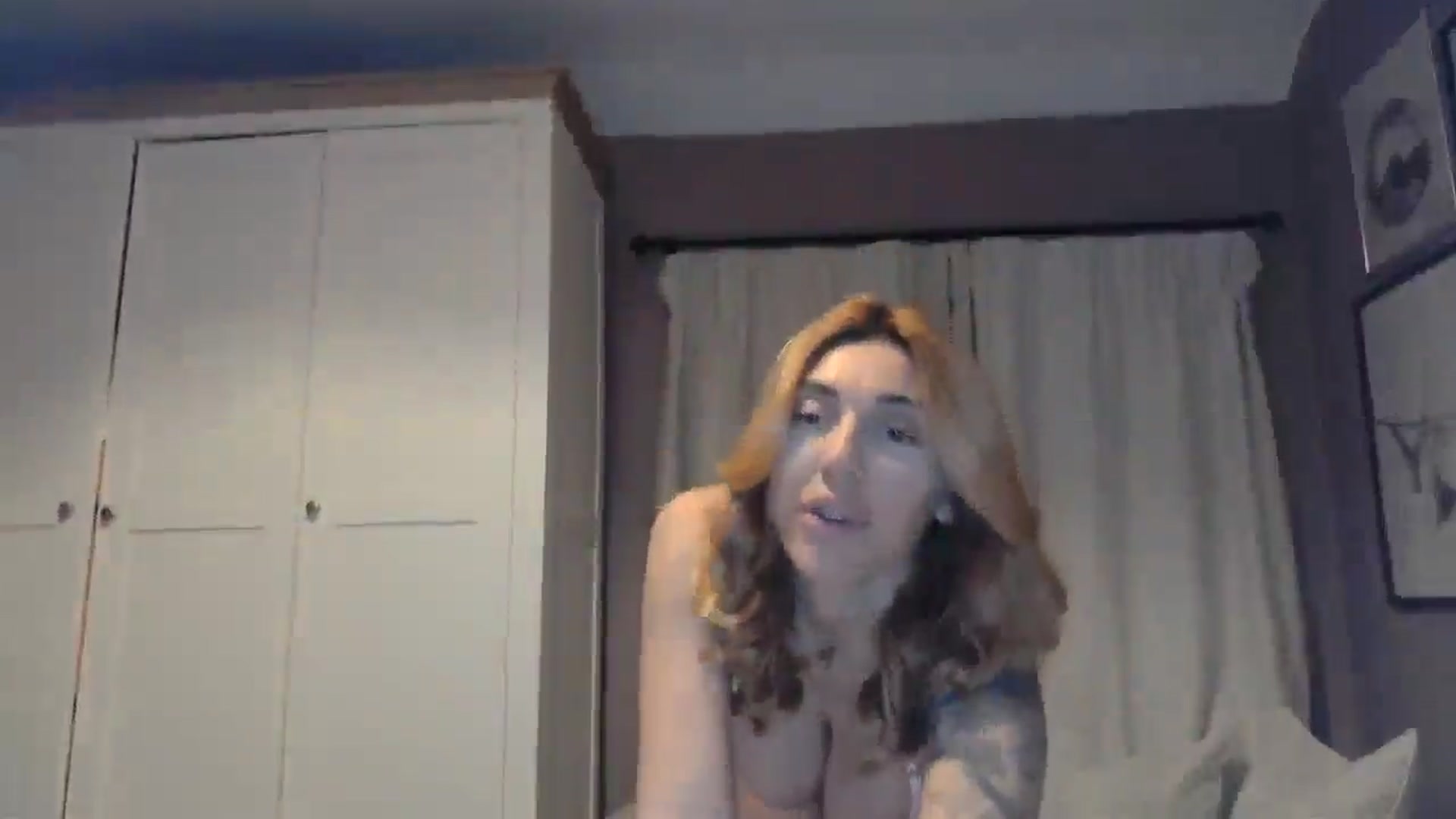 Gallery image thumbnail from EnglishRose3's myfreecams stream on, 02/10/2026, 08:11 image 4 of 20