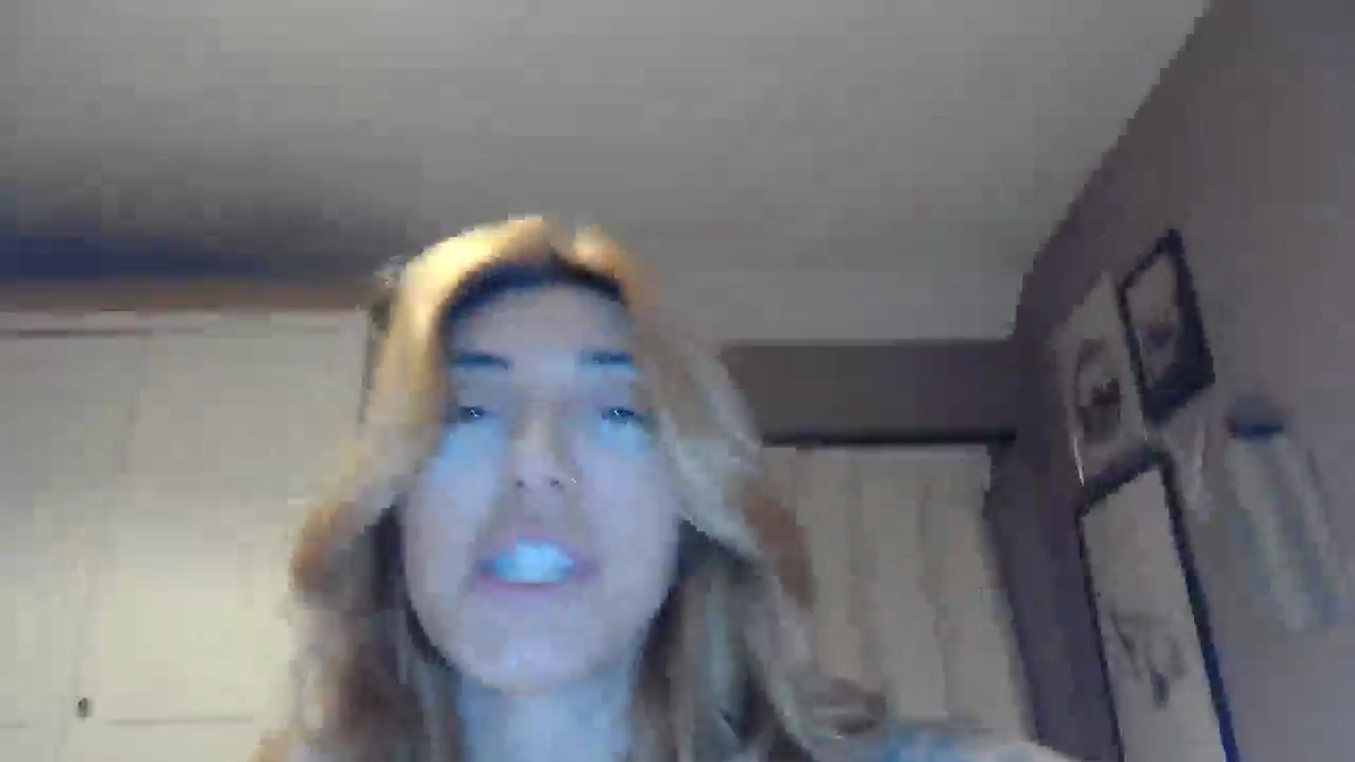Gallery image thumbnail from EnglishRose3's myfreecams stream on, 02/11/2026, 08:18 image 17 of 20