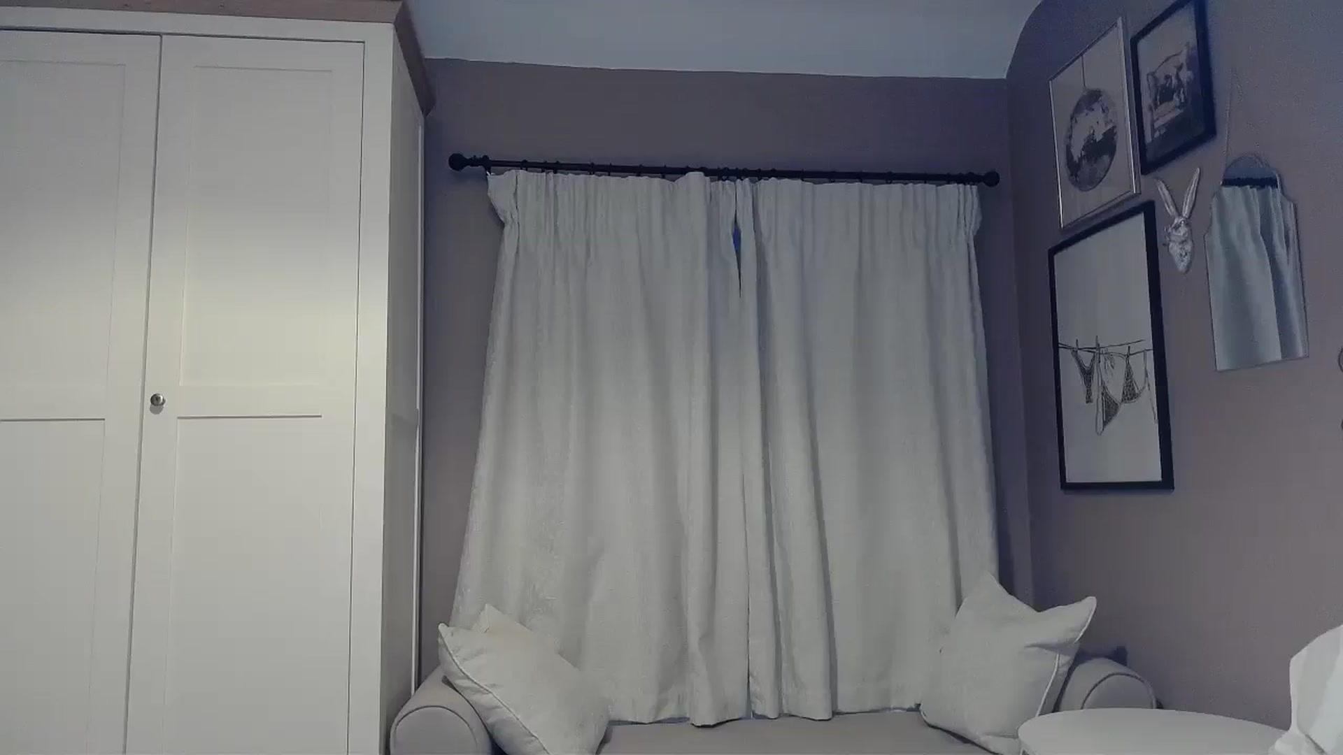 Gallery image thumbnail from EnglishRose3's myfreecams stream on, 02/12/2026, 08:46 image 2 of 20