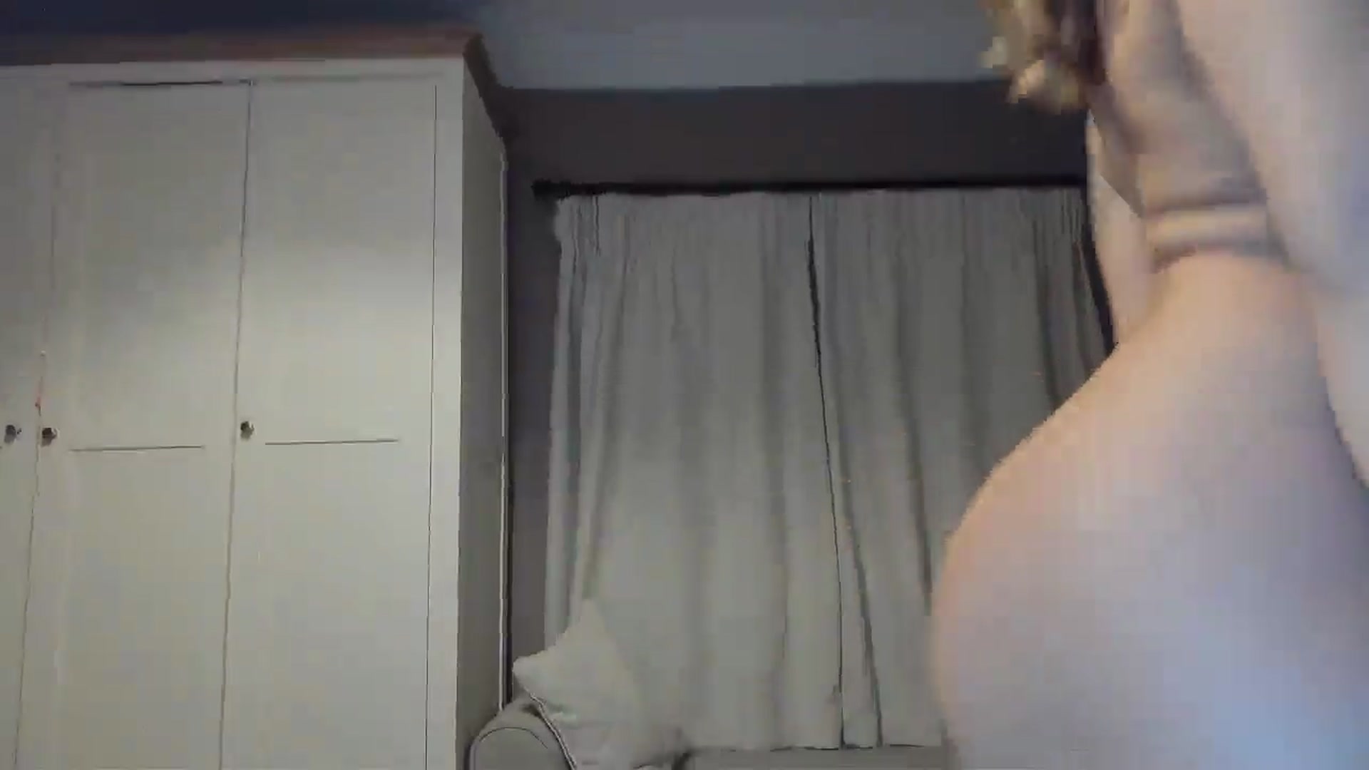 Gallery image thumbnail from EnglishRose3's myfreecams stream on, 02/20/2026, 07:28 image 5 of 20
