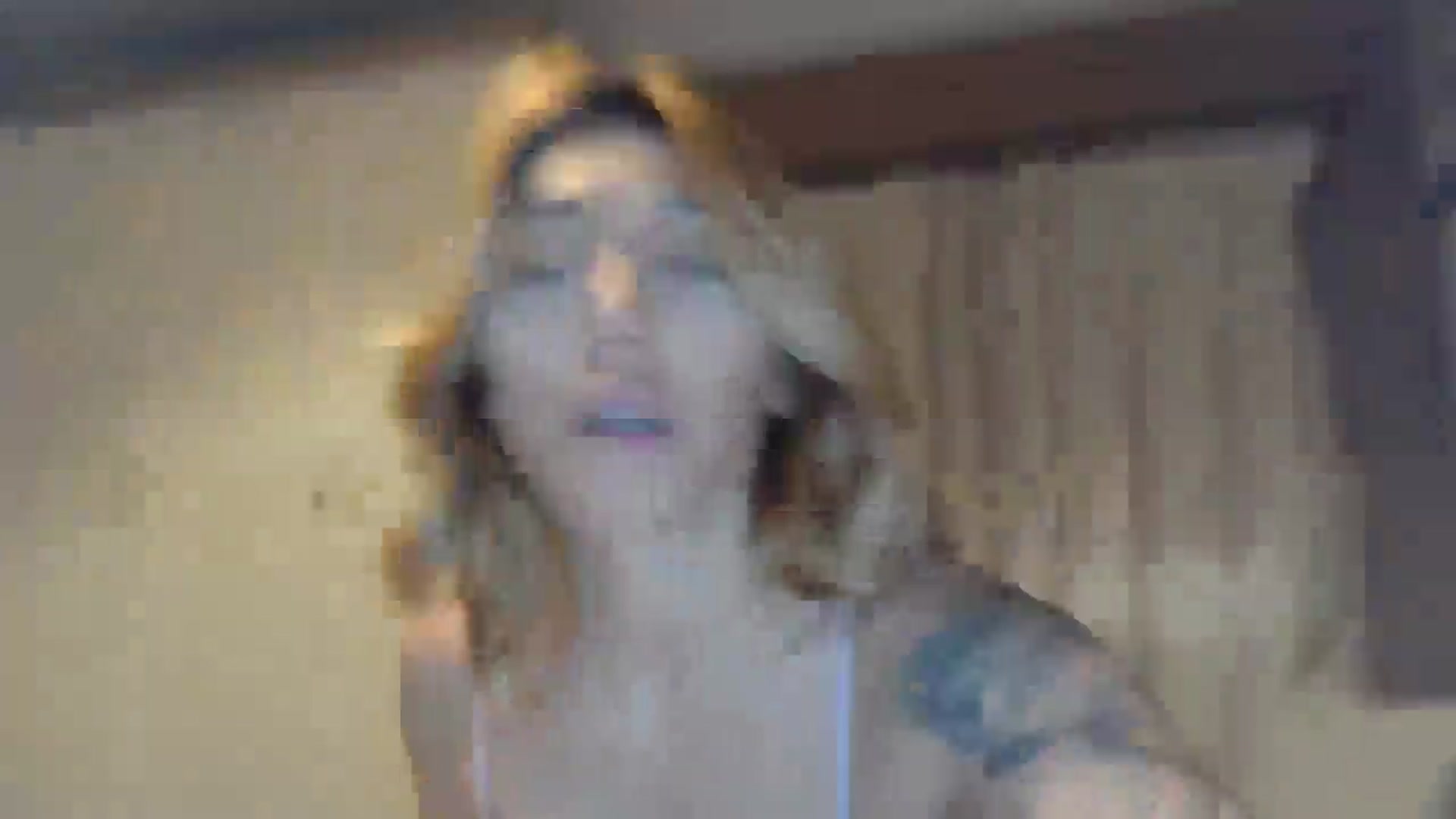 Gallery image thumbnail from EnglishRose3's myfreecams stream on, 03/07/2026, 10:00 image 9 of 20