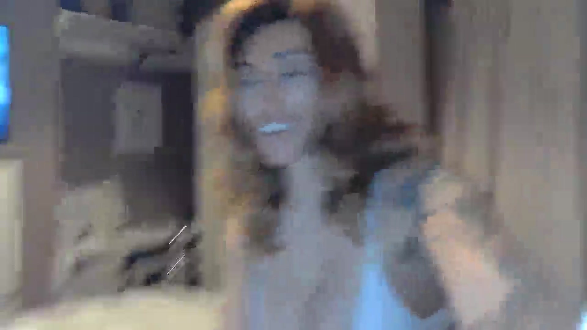 Gallery image thumbnail from EnglishRose3's myfreecams stream on, 04/01/2026, 08:30 image 7 of 20