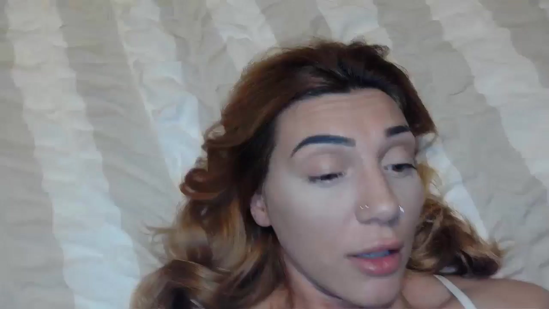 Gallery image thumbnail from EnglishRose3's myfreecams stream on, 04/04/2026, 19:15 image 4 of 20