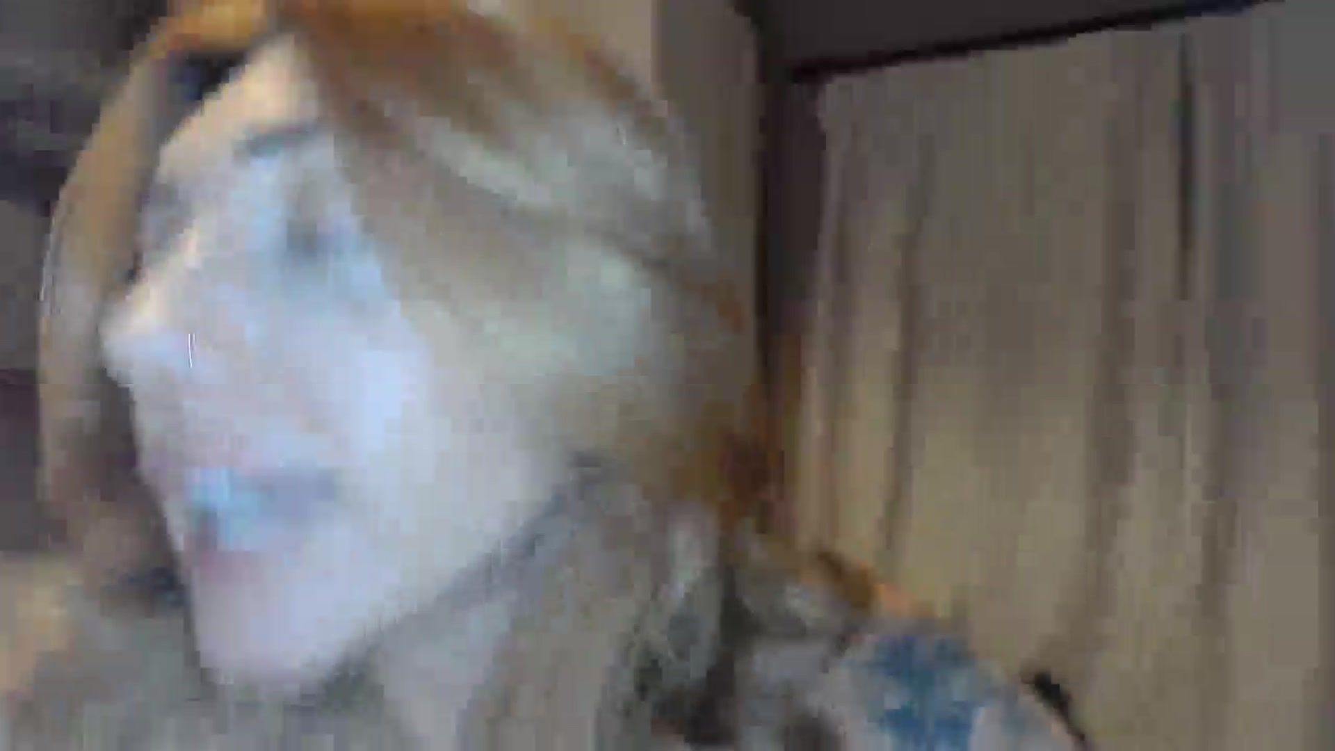Gallery image thumbnail from EnglishRose3's myfreecams stream on, 04/04/2026, 19:15 image 17 of 20