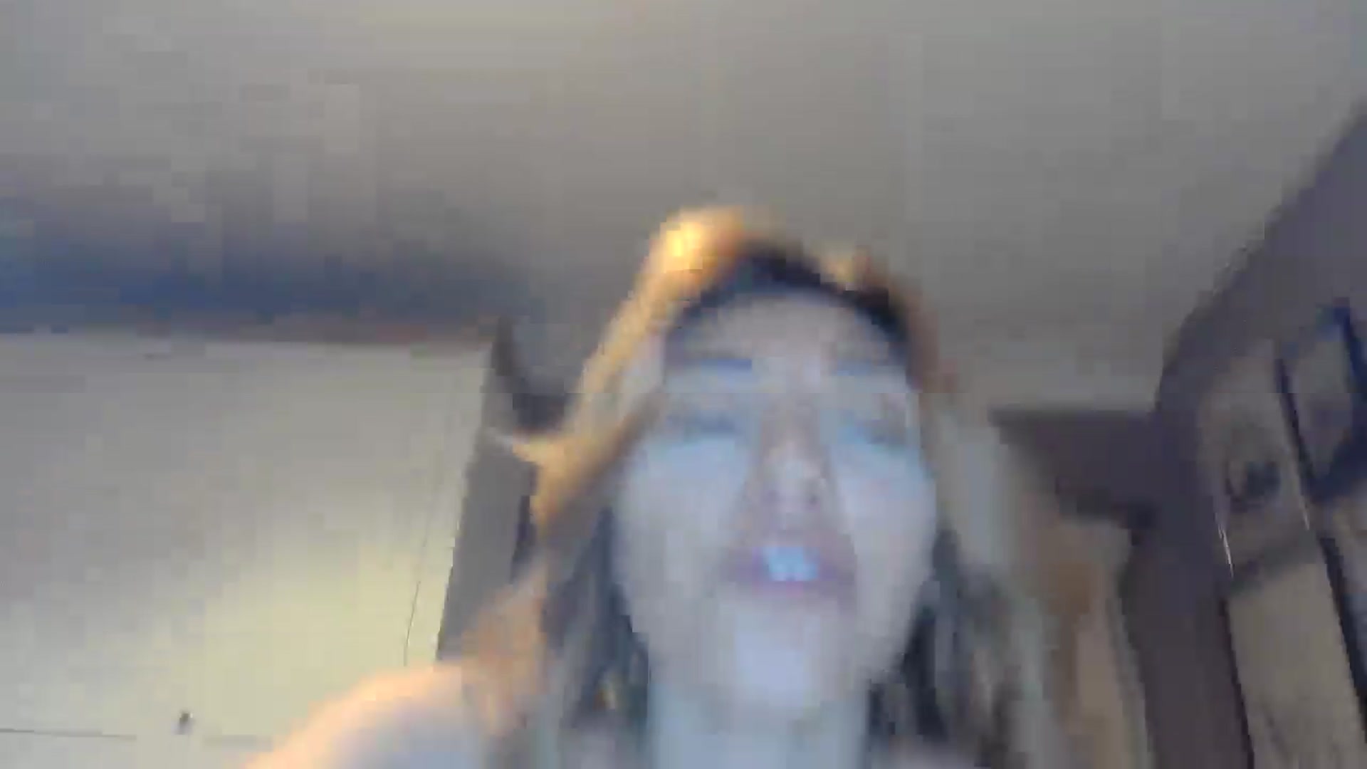 Gallery image thumbnail from EnglishRose3's myfreecams stream on, 04/08/2026, 07:47 image 10 of 20