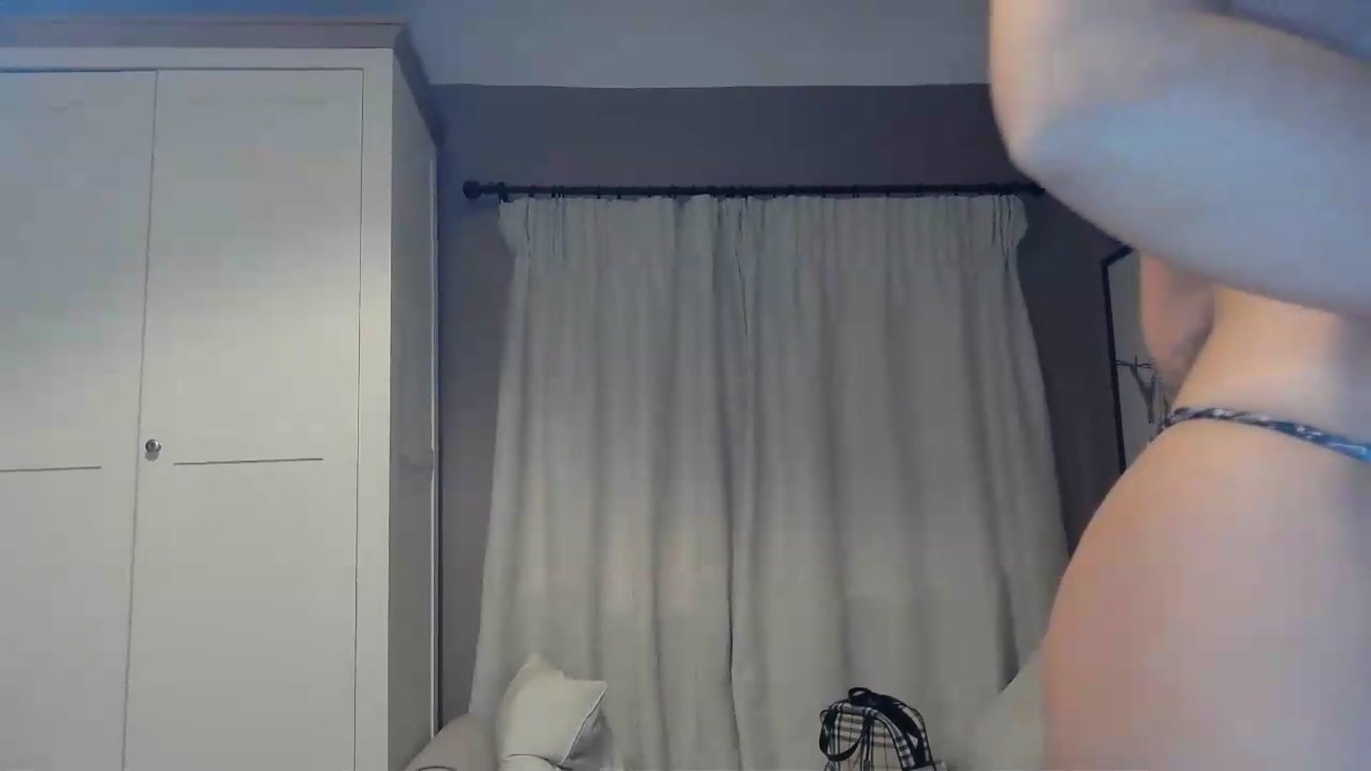 Gallery image thumbnail from EnglishRose3's myfreecams stream on, 05/15/2026, 06:23 image 17 of 20