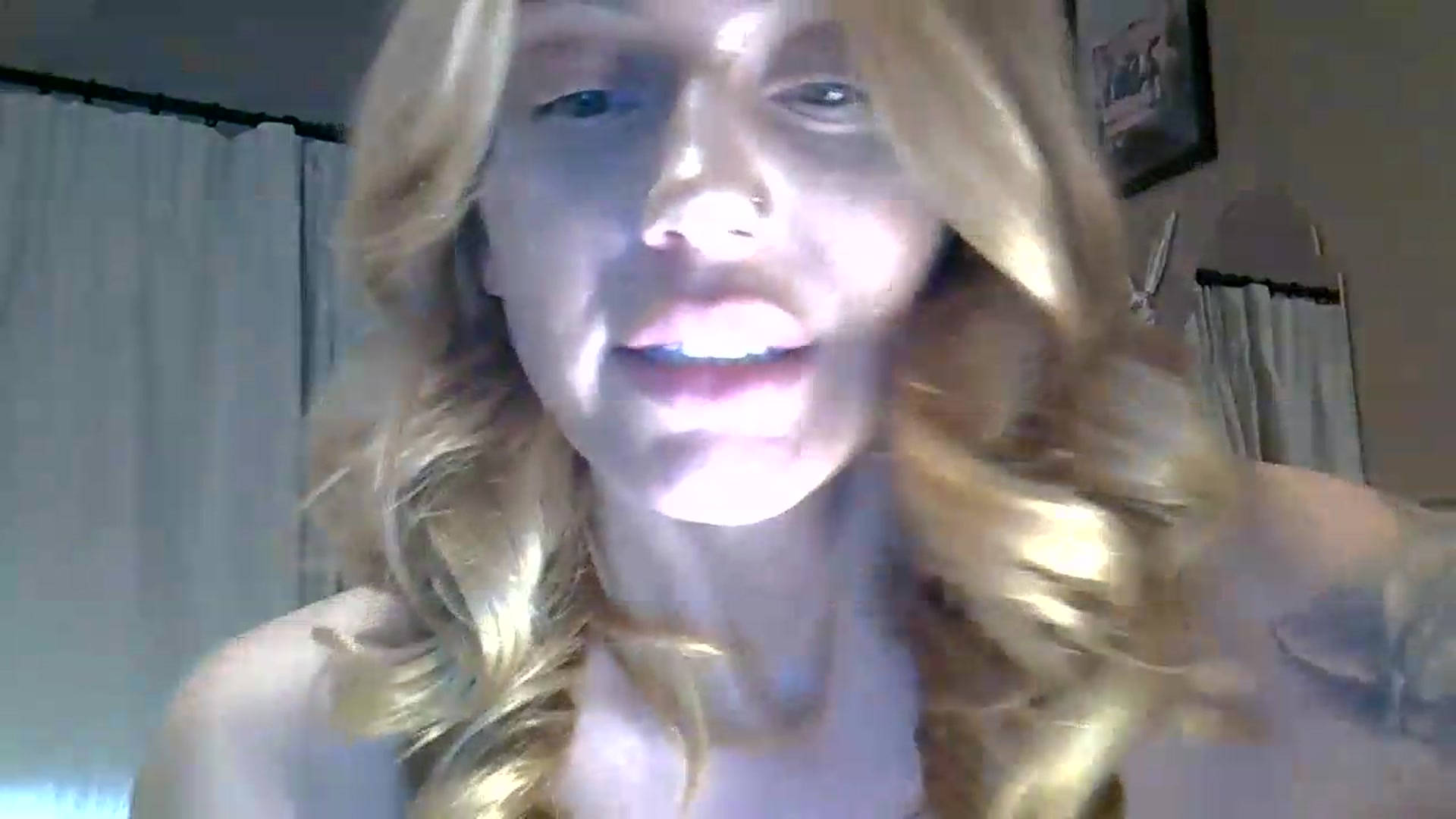 Gallery image thumbnail from EnglishRose3's myfreecams stream on, 05/21/2026, 09:27 image 15 of 20