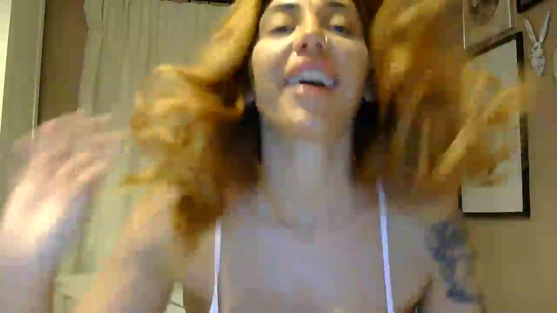Gallery image thumbnail from EnglishRose3's myfreecams stream on, 05/22/2026, 06:29 image 16 of 20