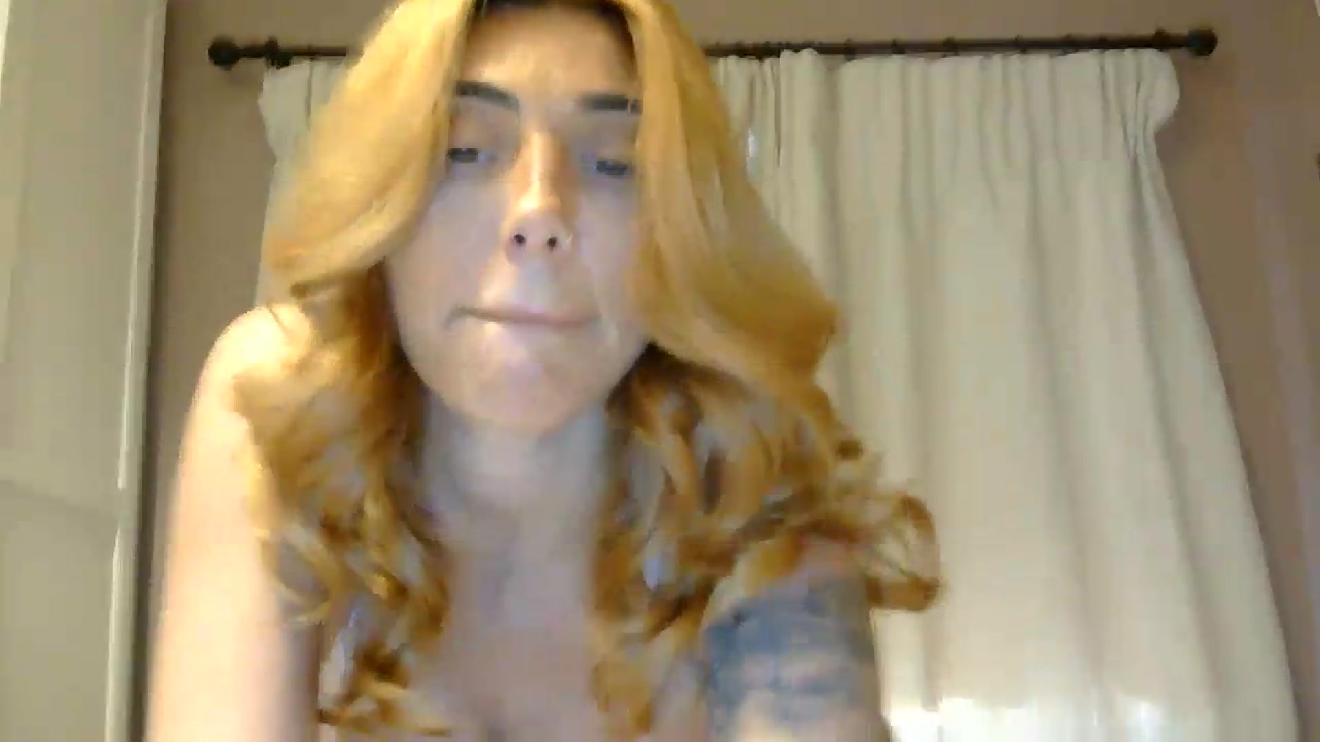 Gallery image thumbnail from EnglishRose3's myfreecams stream on, 05/22/2026, 06:29 image 8 of 20