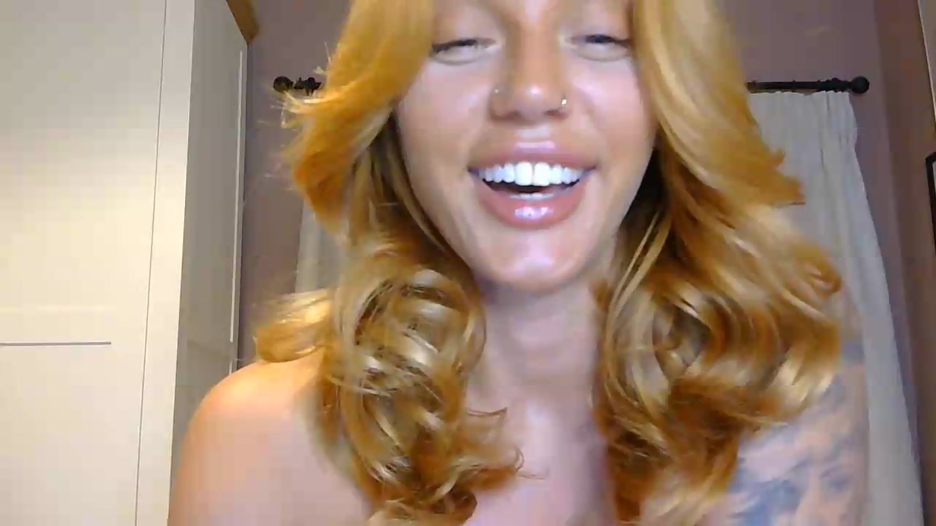 Gallery image thumbnail from EnglishRose3's myfreecams stream on, 06/03/2026, 08:13 image 17 of 20