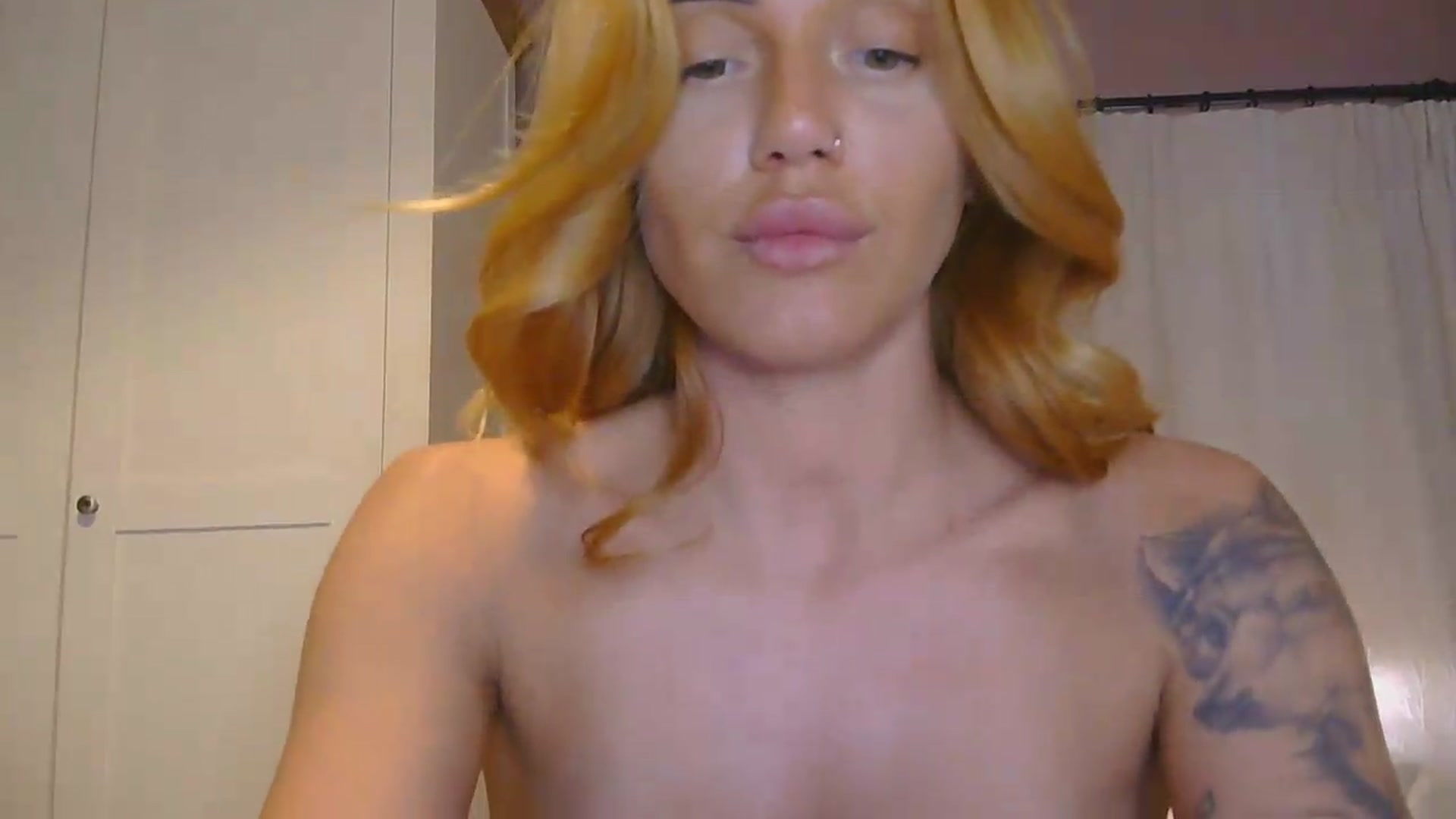 Gallery image thumbnail from EnglishRose3's myfreecams stream on, 06/04/2026, 08:50 image 15 of 20