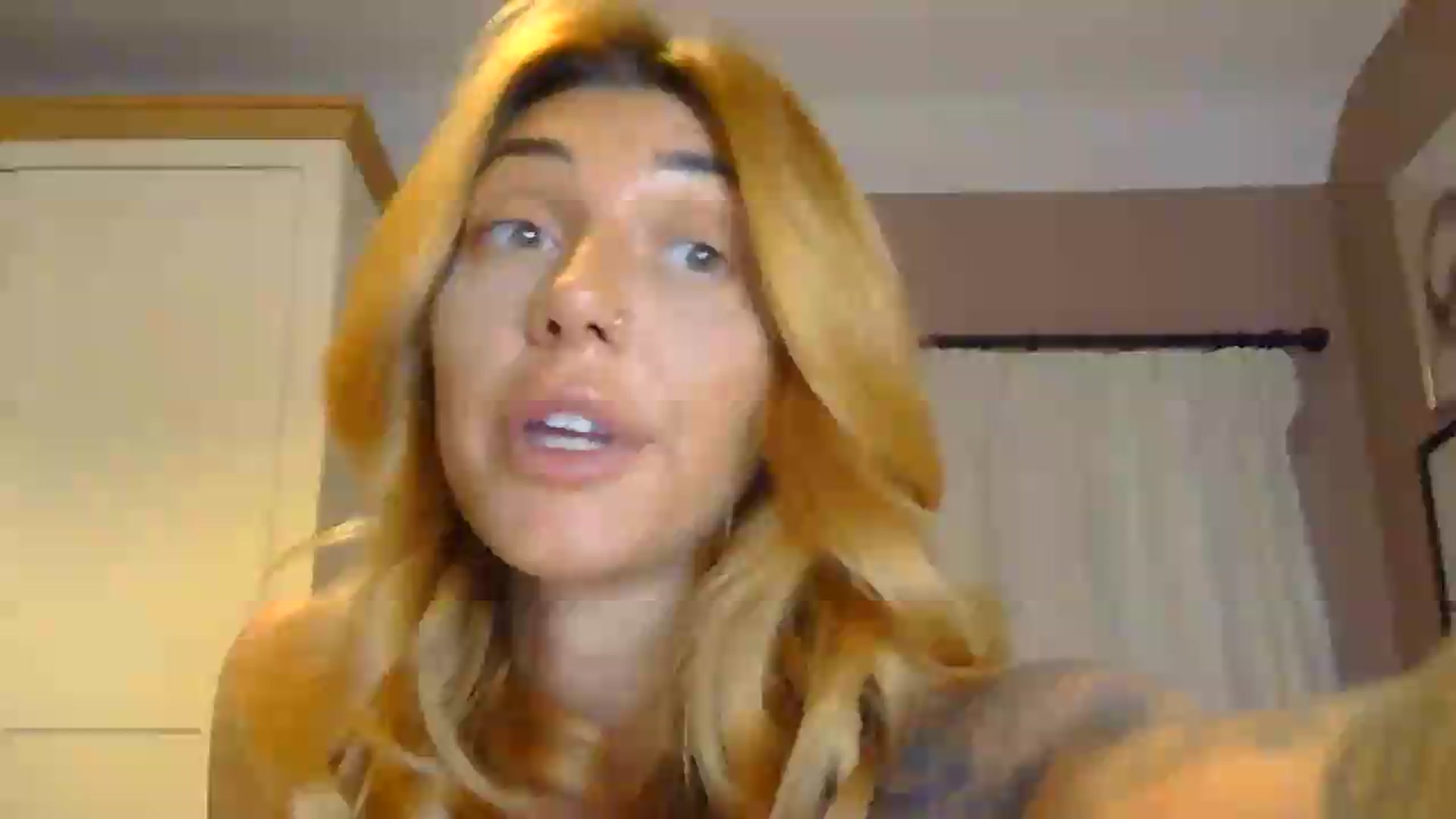 Gallery image thumbnail from EnglishRose3's myfreecams stream on, 06/21/2026, 10:02 image 18 of 20