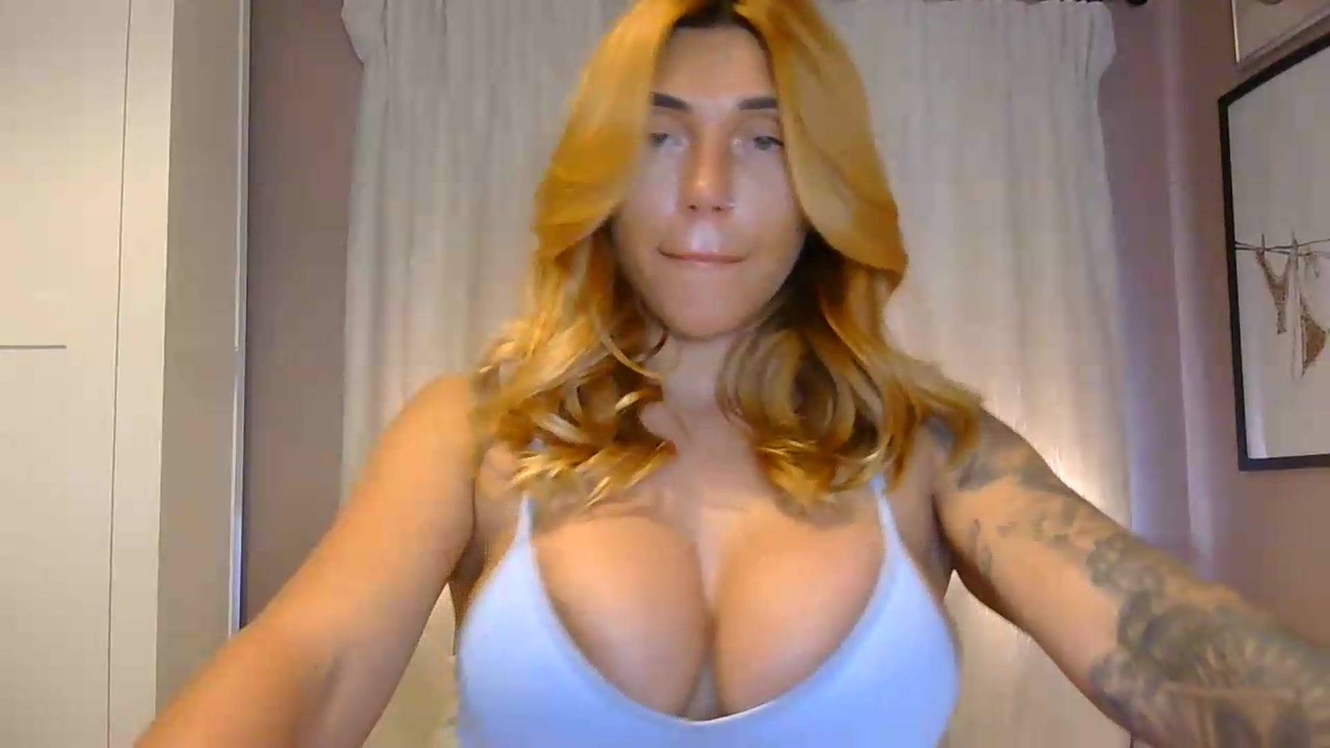 Gallery image thumbnail from EnglishRose3's myfreecams stream on, 06/24/2026, 06:50 image 18 of 20