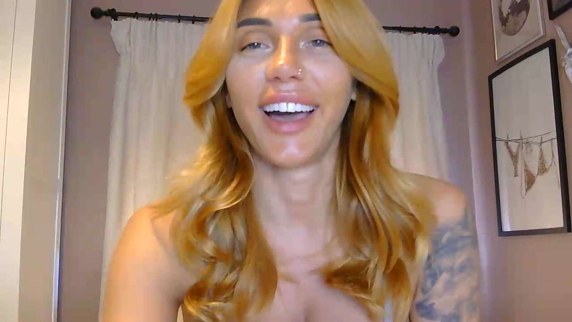 Gallery image thumbnail from EnglishRose3's myfreecams stream on, 06/24/2026, 07:47 image 2 of 20