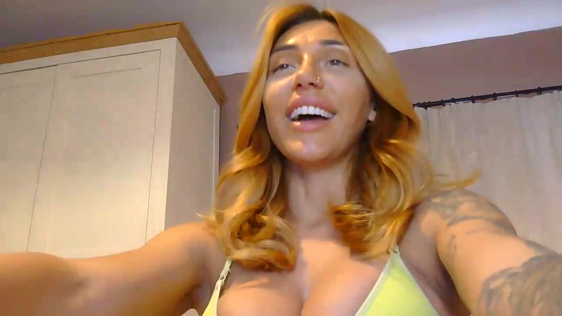 Gallery image thumbnail from EnglishRose3's myfreecams stream on, 06/25/2026, 07:46 image 4 of 20