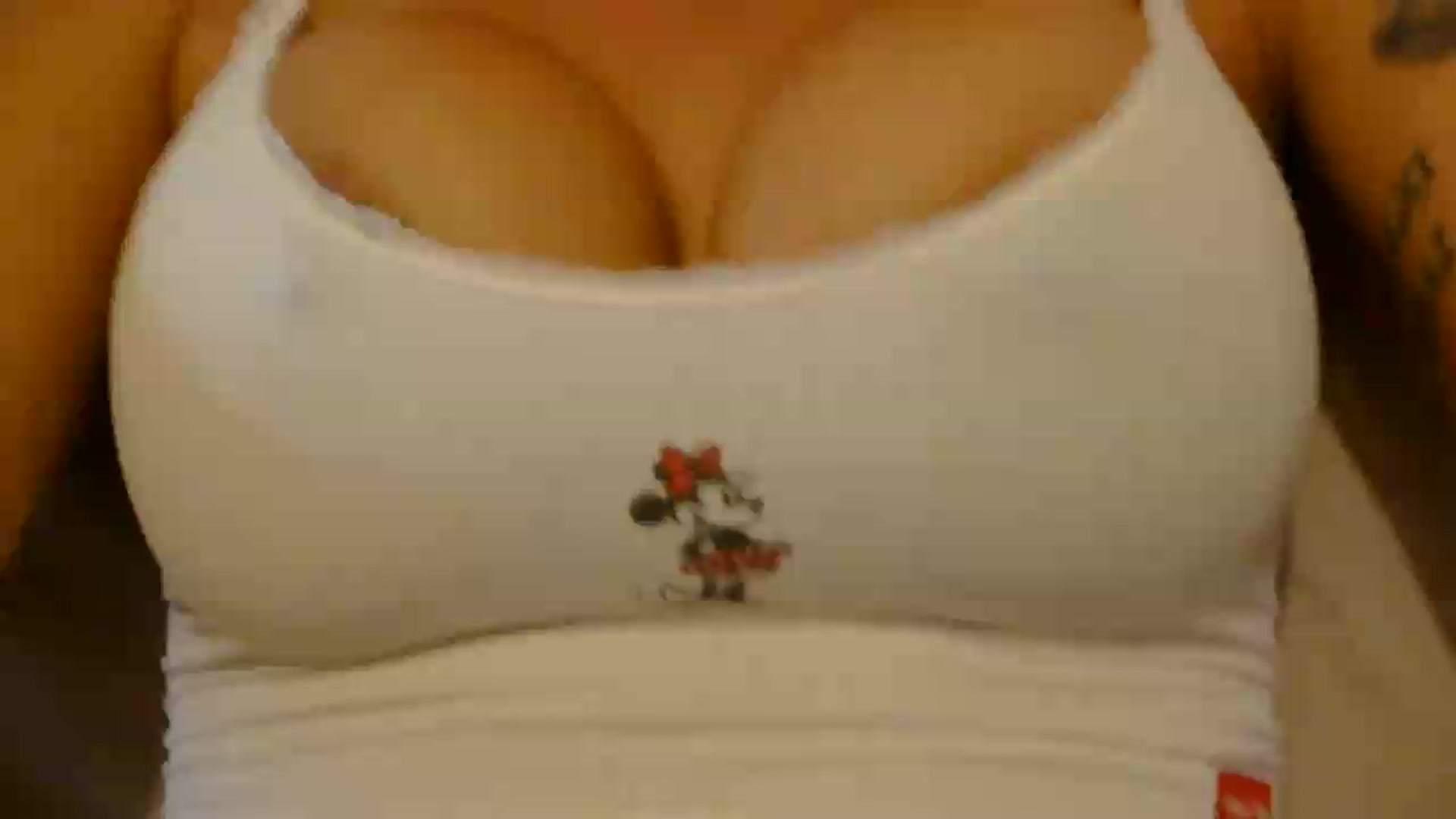 Gallery image thumbnail from EnglishRose3's myfreecams stream on, 07/04/2026, 06:58 image 12 of 20