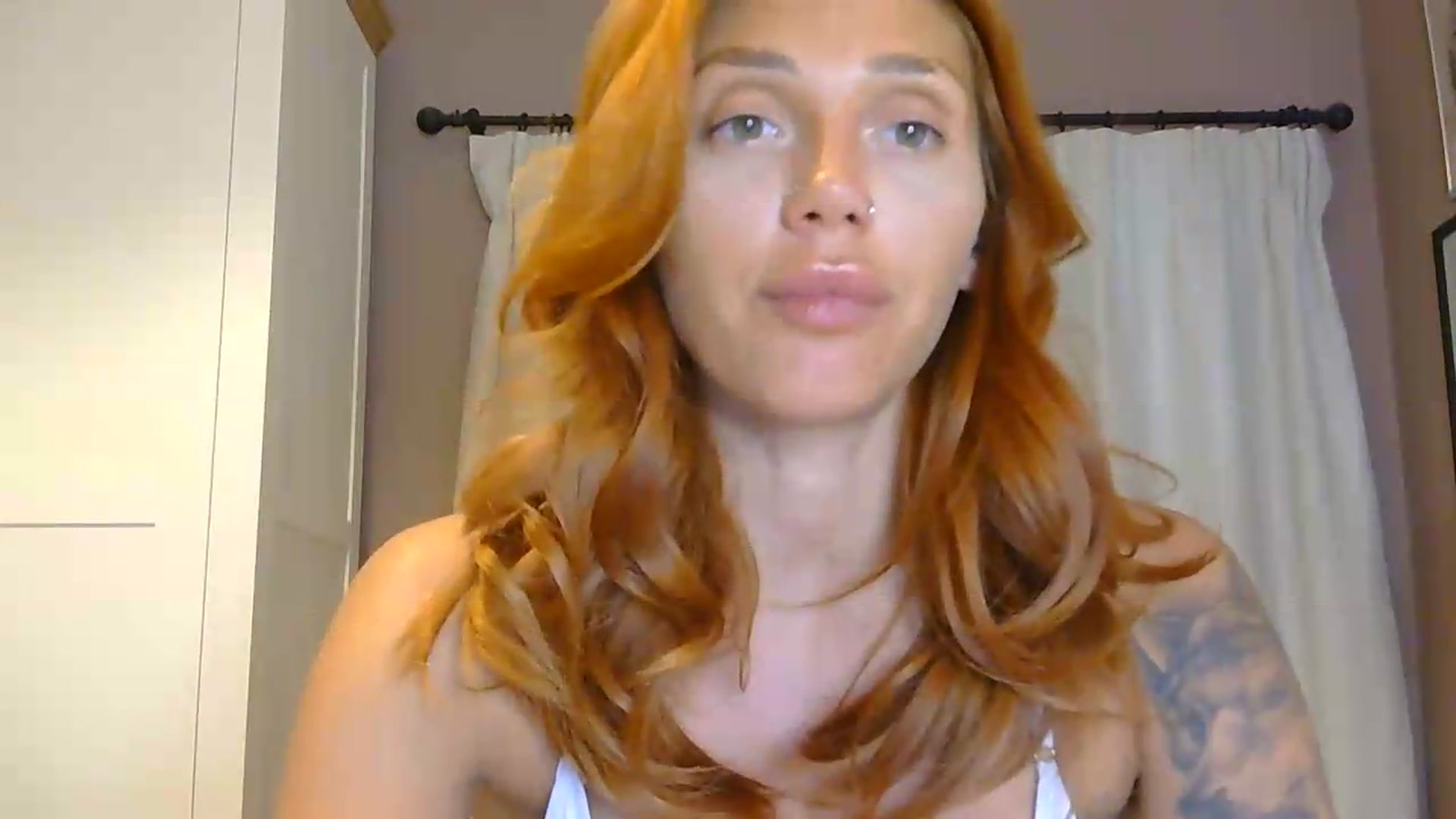 Gallery image thumbnail from EnglishRose3's myfreecams stream on, 07/06/2026, 22:04 image 8 of 20
