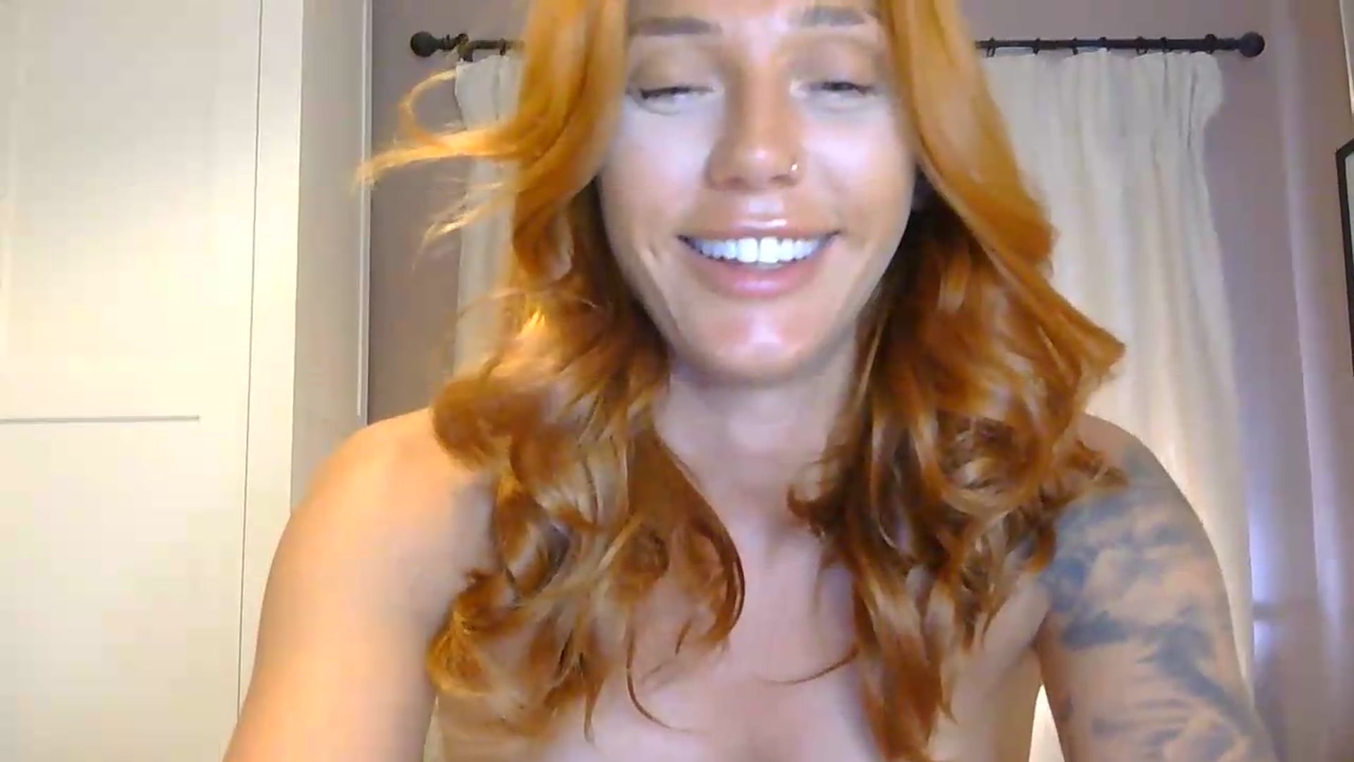 Gallery image thumbnail from EnglishRose3's myfreecams stream on, 07/08/2026, 07:39 image 17 of 20