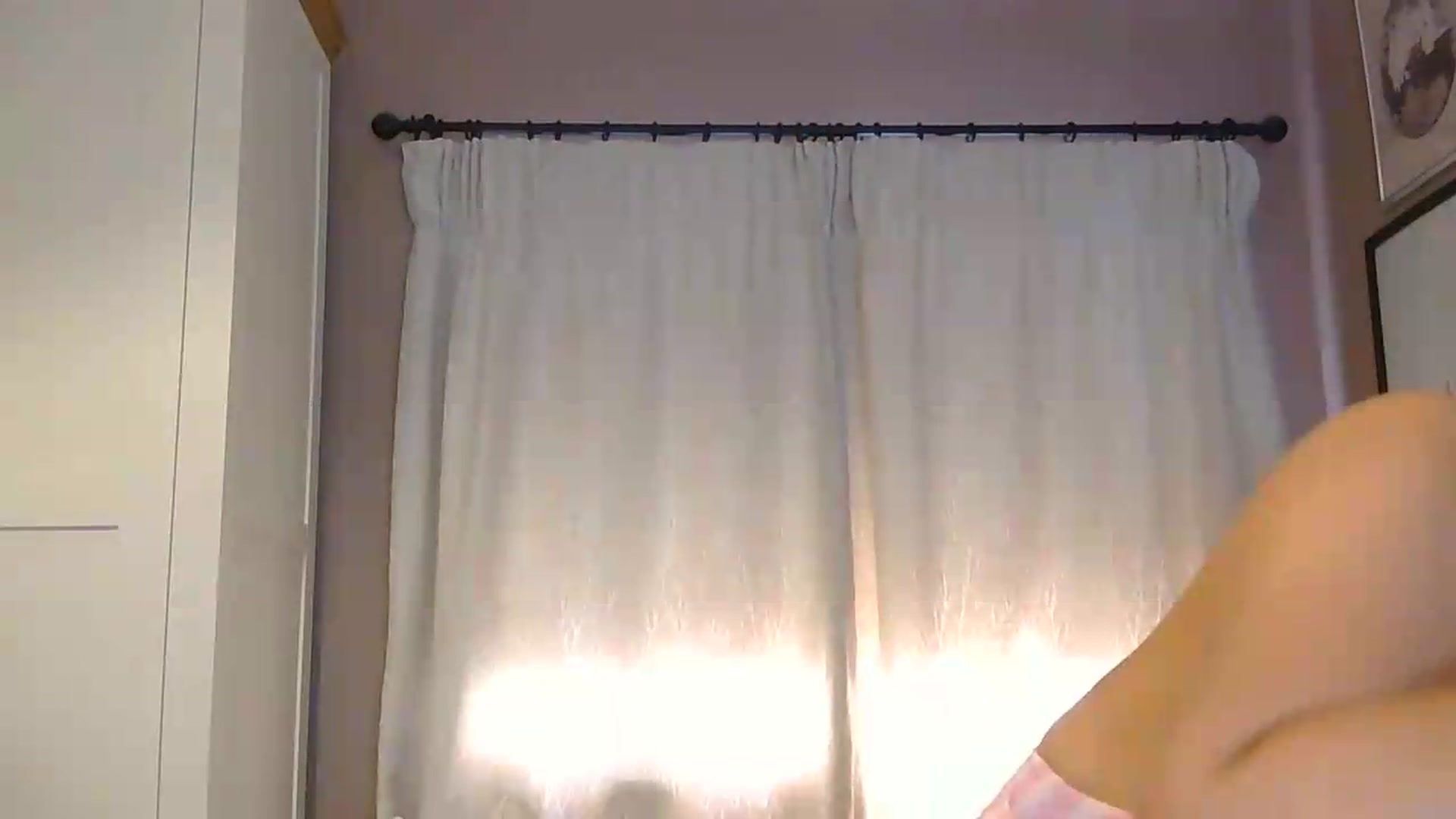 Gallery image thumbnail from EnglishRose3's myfreecams stream on, 07/09/2026, 07:40 image 15 of 20
