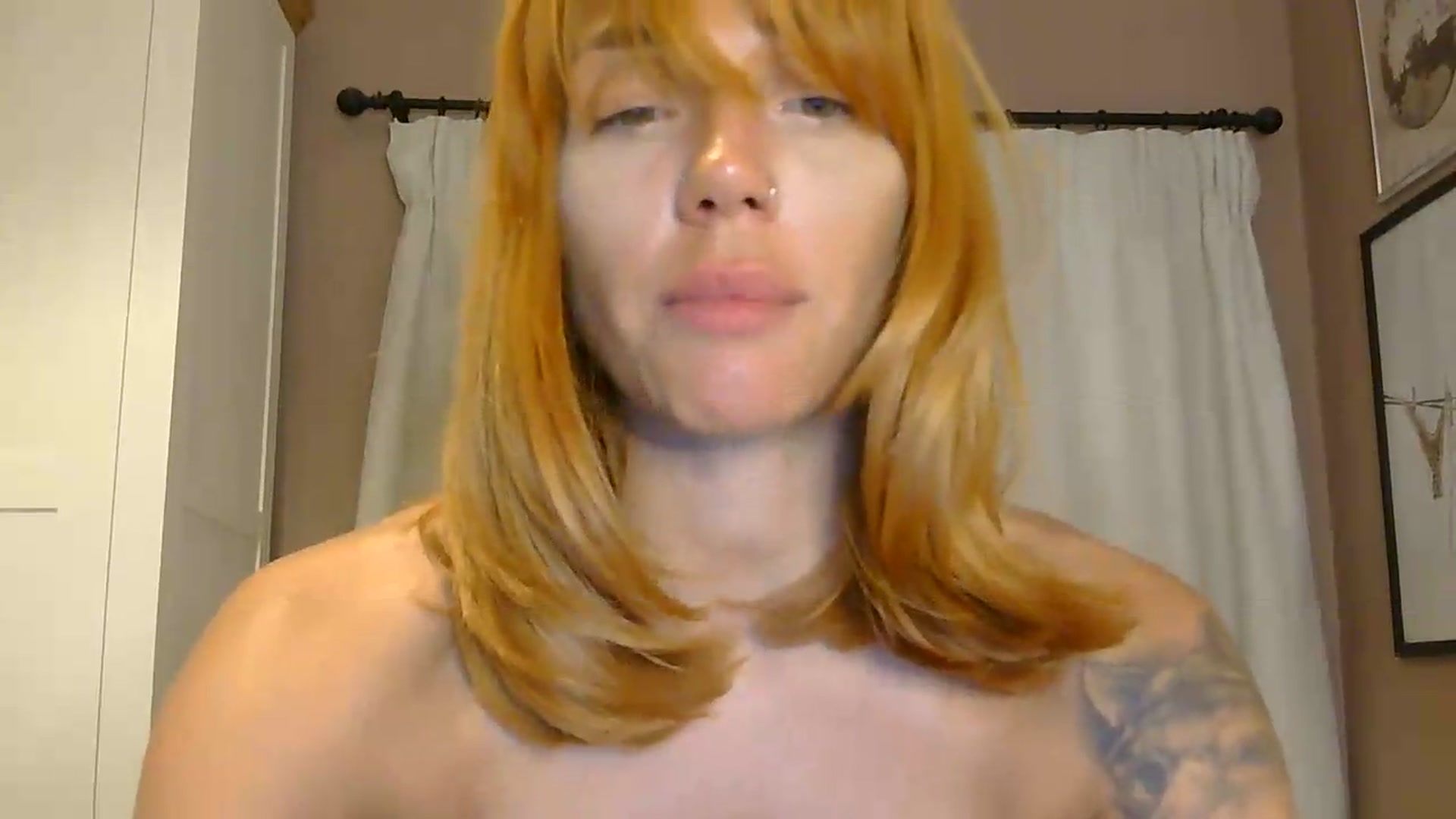 Gallery image thumbnail from EnglishRose3's myfreecams stream on, 07/15/2026, 21:40 image 16 of 20