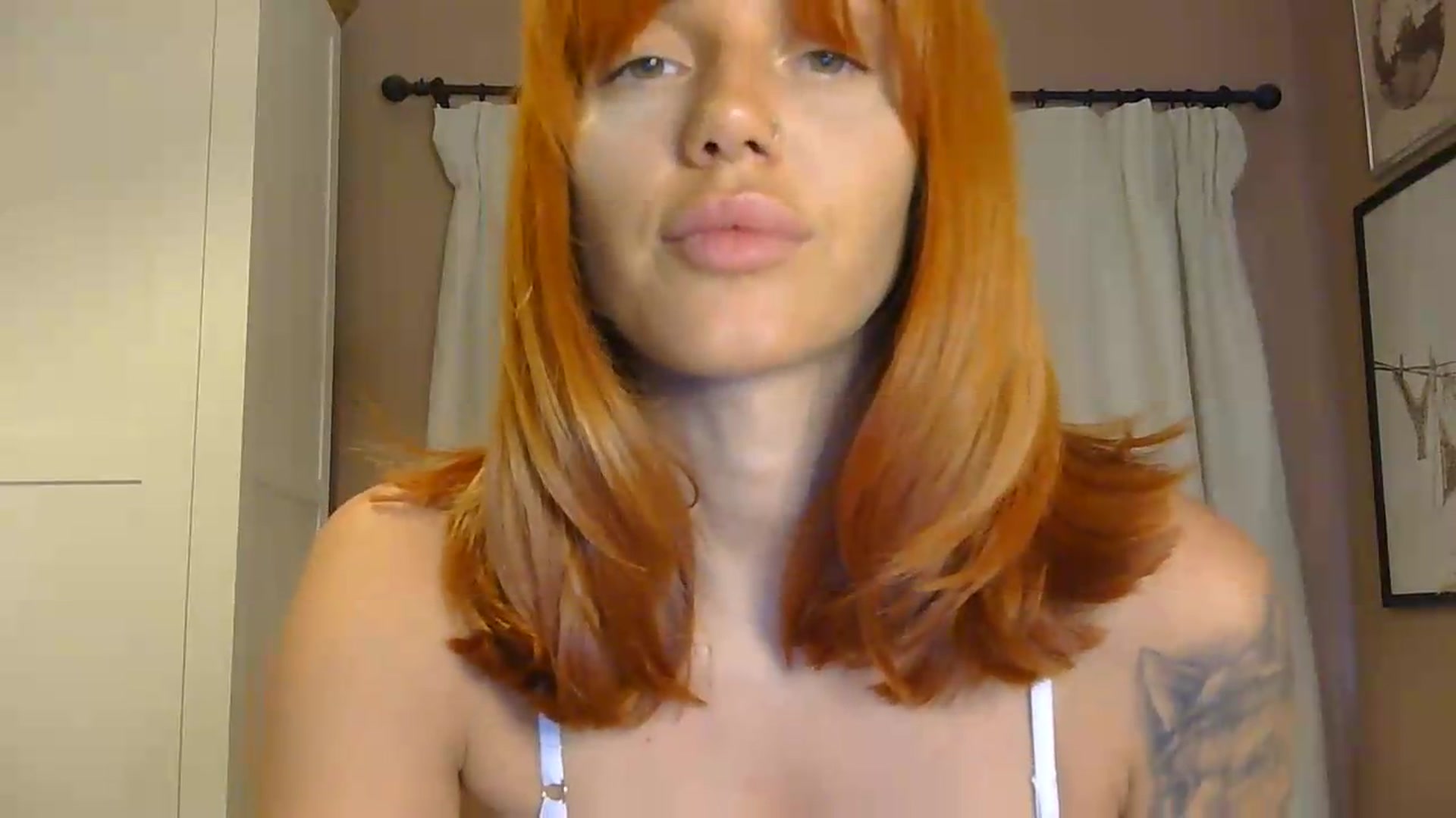 Gallery image thumbnail from EnglishRose3's myfreecams stream on, 07/22/2026, 07:49 image 6 of 20