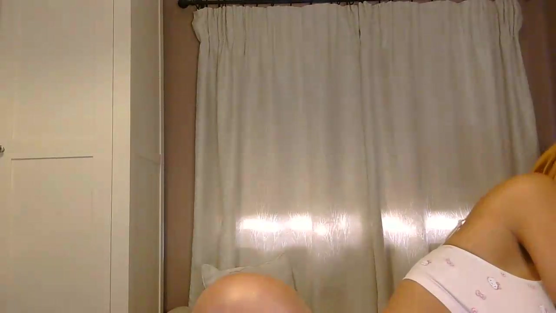 Gallery image thumbnail from EnglishRose3's myfreecams stream on, 08/20/2026, 07:44 image 2 of 20