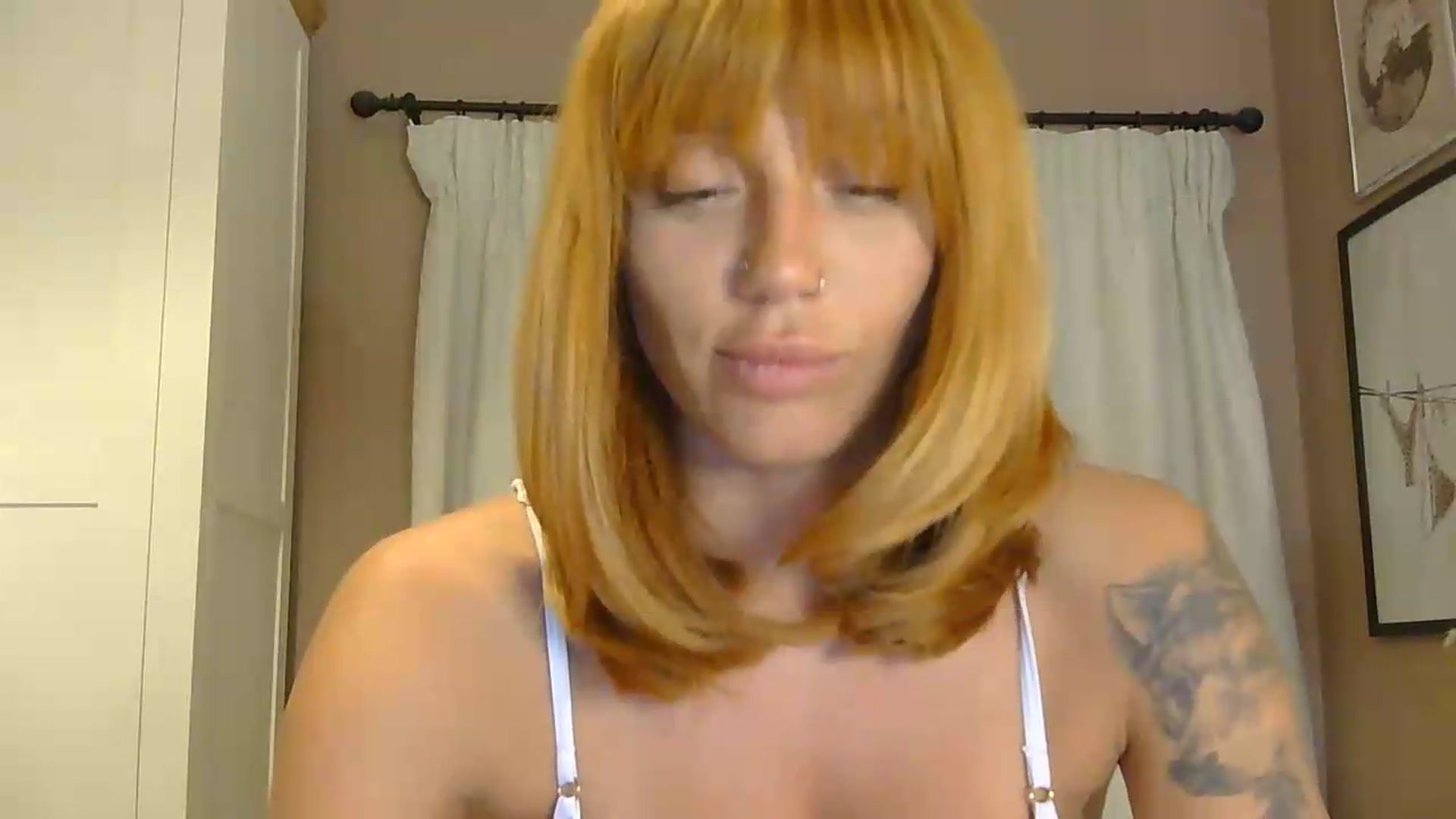 Gallery image thumbnail from EnglishRose3's myfreecams stream on, 08/22/2026, 22:17 image 10 of 20