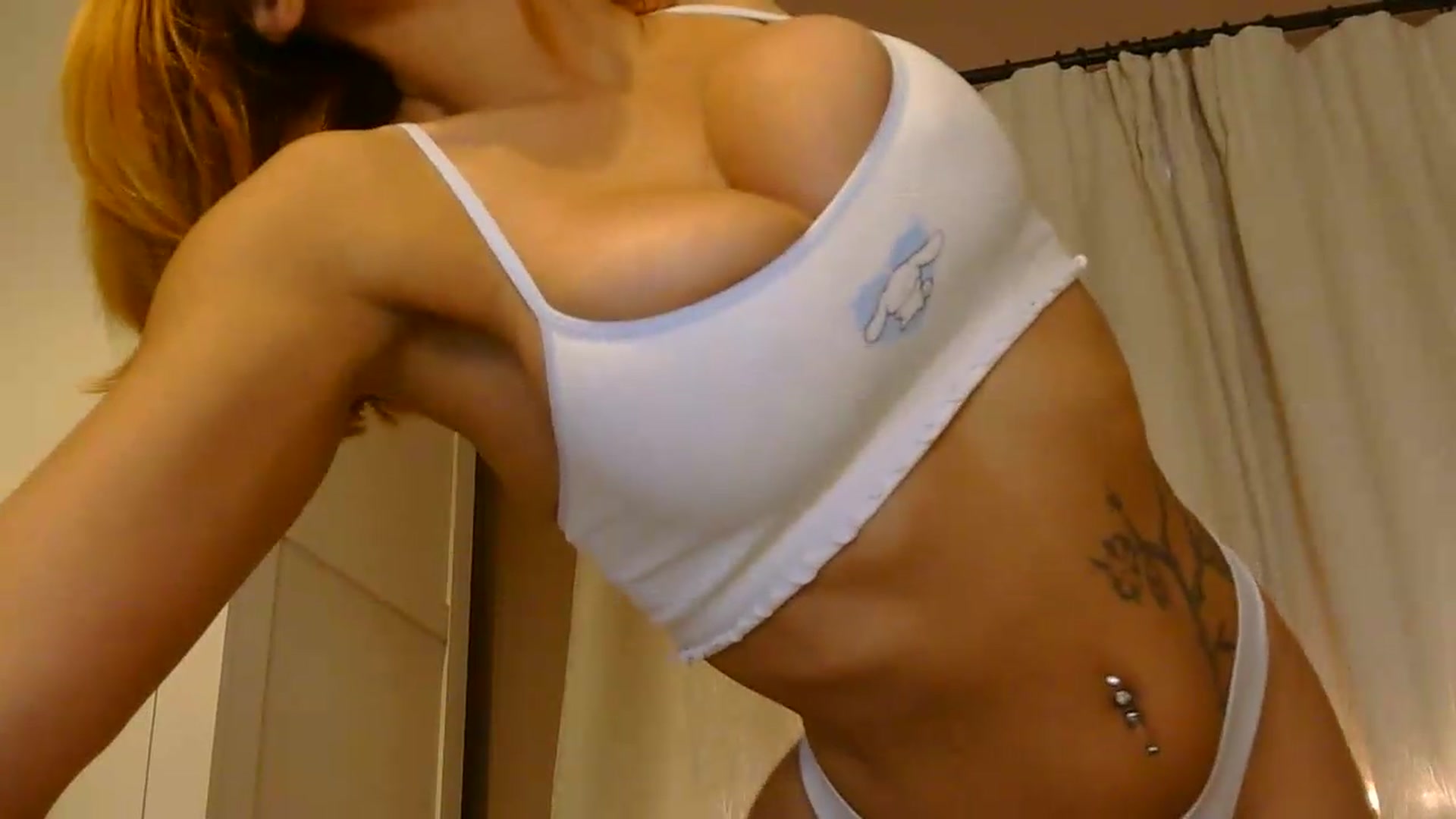 Gallery image thumbnail from EnglishRose3's myfreecams stream on, 08/25/2026, 06:21 image 19 of 20
