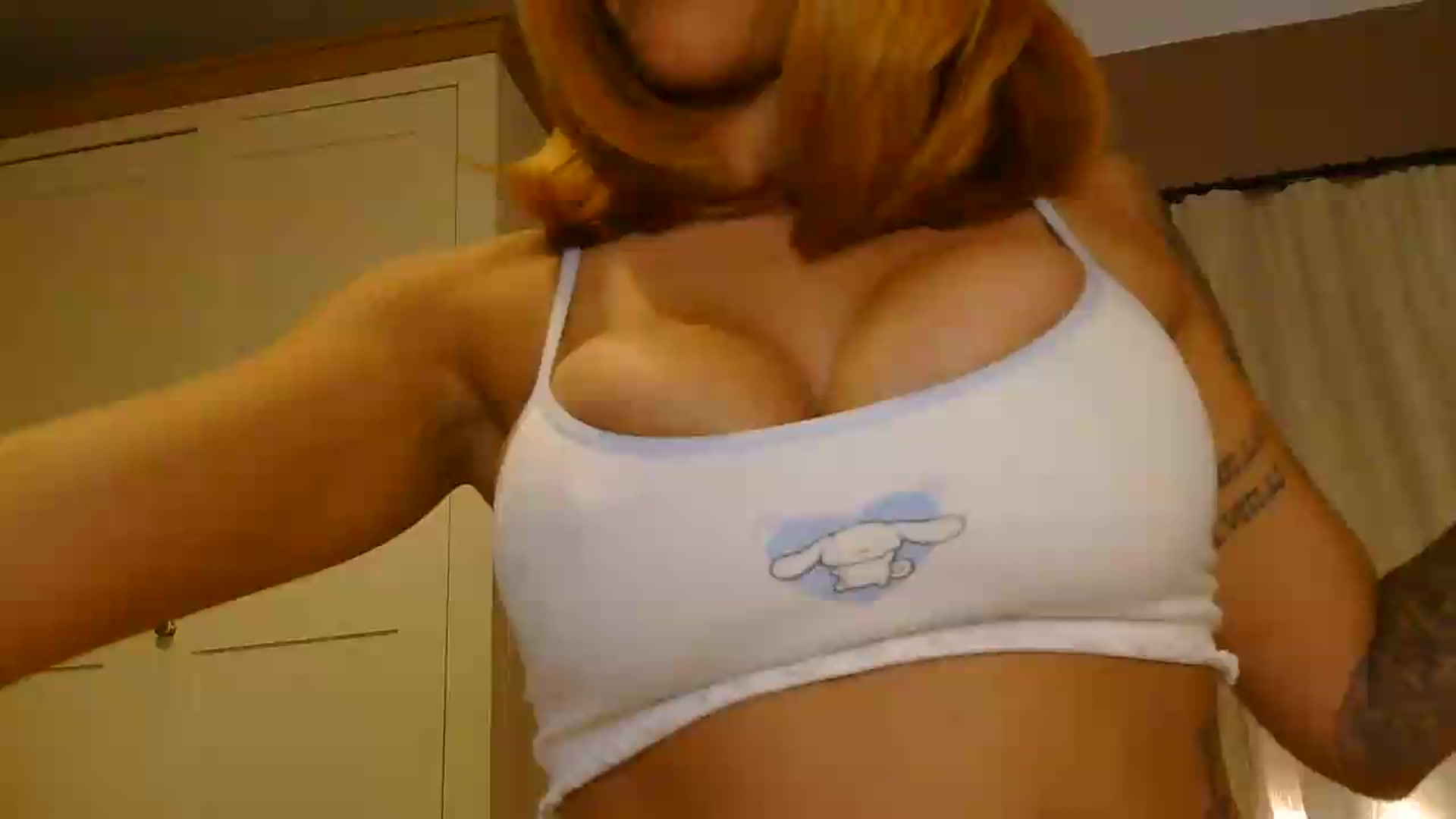Gallery image thumbnail from EnglishRose3's myfreecams stream on, 08/25/2026, 07:56 image 5 of 20