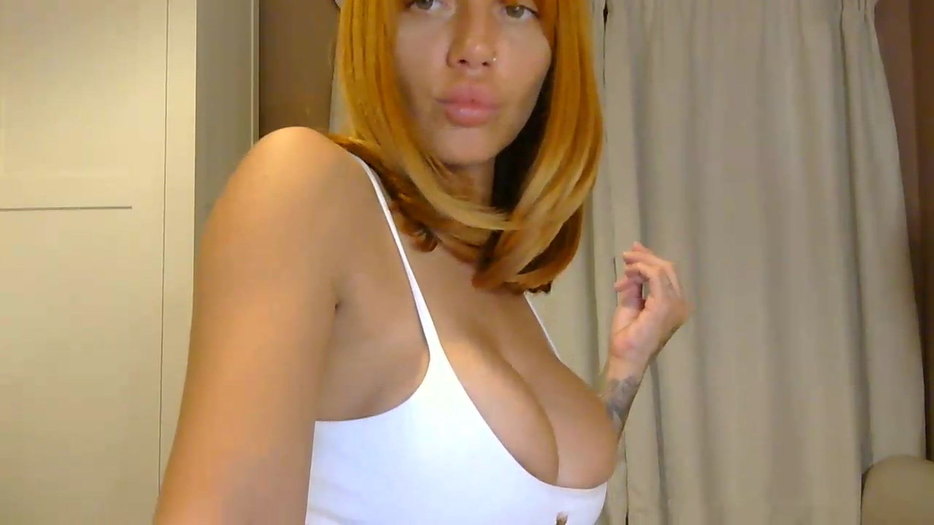 Gallery image thumbnail from EnglishRose3's myfreecams stream on, 08/25/2026, 21:44 image 10 of 20