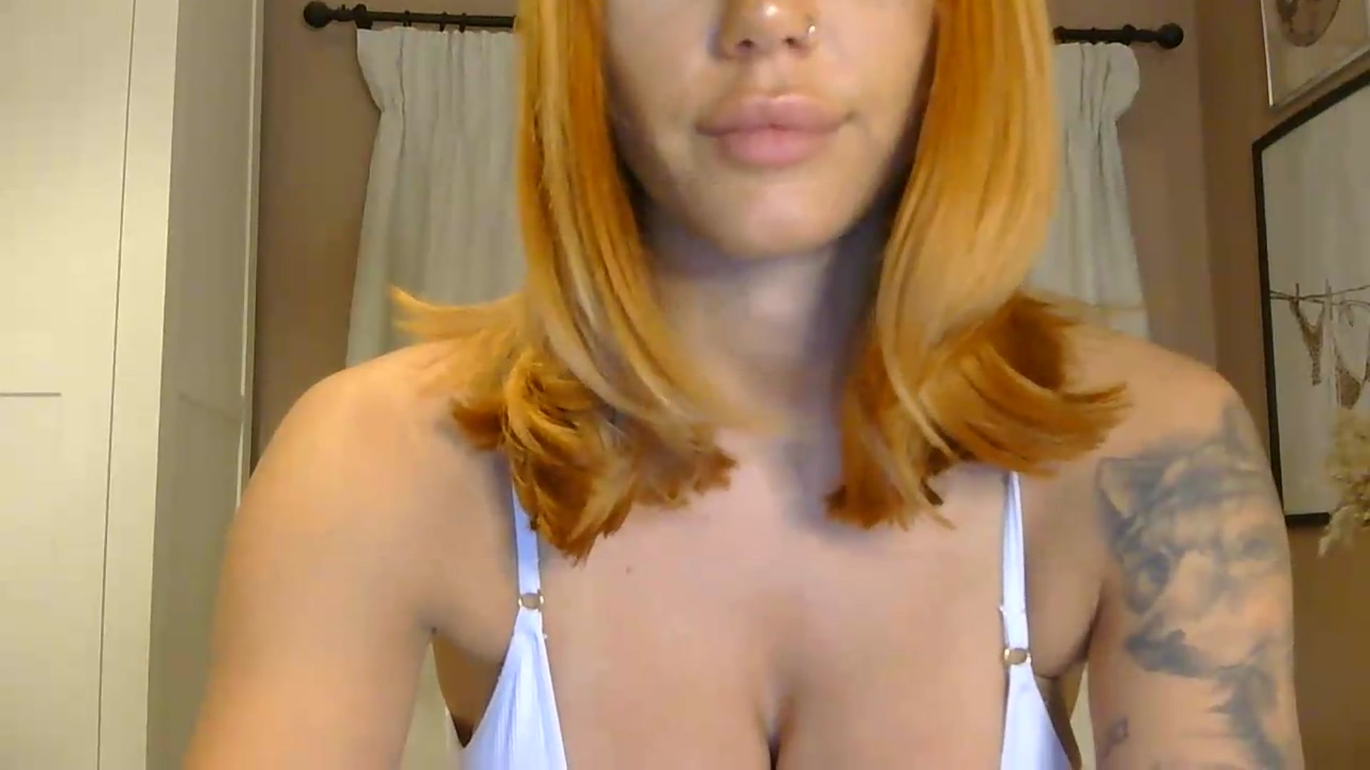 Gallery image thumbnail from EnglishRose3's myfreecams stream on, 09/04/2026, 08:45 image 12 of 20