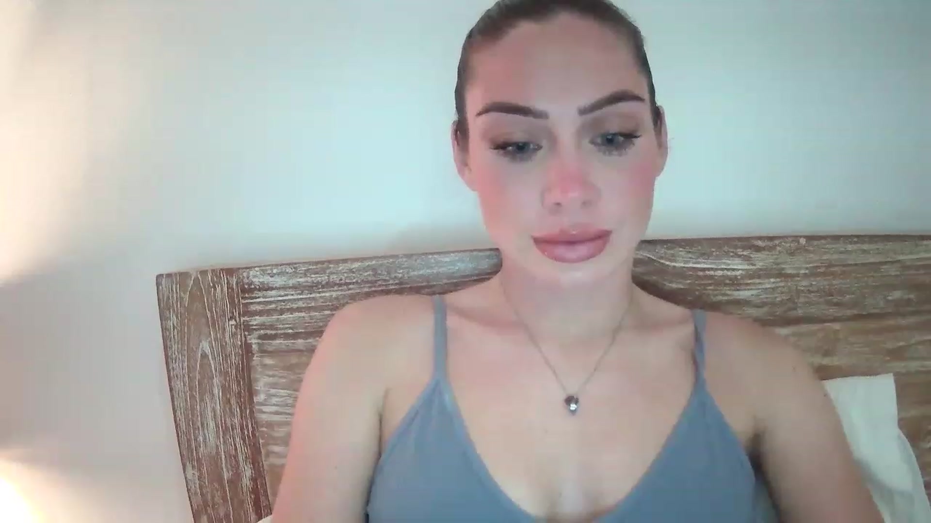 Gallery image thumbnail from English_Babe1's myfreecams stream on, 01/31/2023, 12:46 image 4 of 20