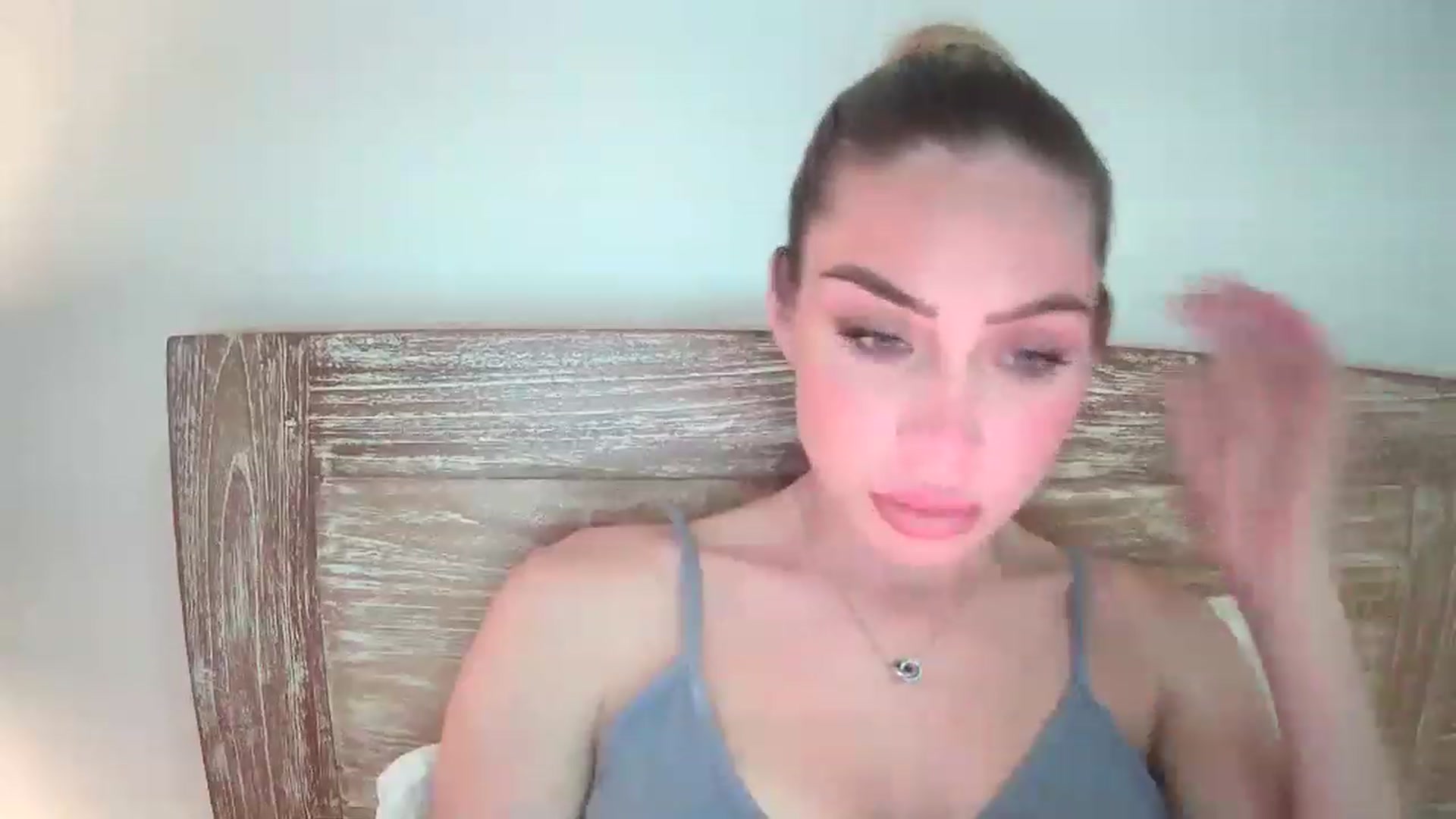 Gallery image thumbnail from English_Babe1's myfreecams stream on, 01/31/2023, 13:12 image 10 of 20