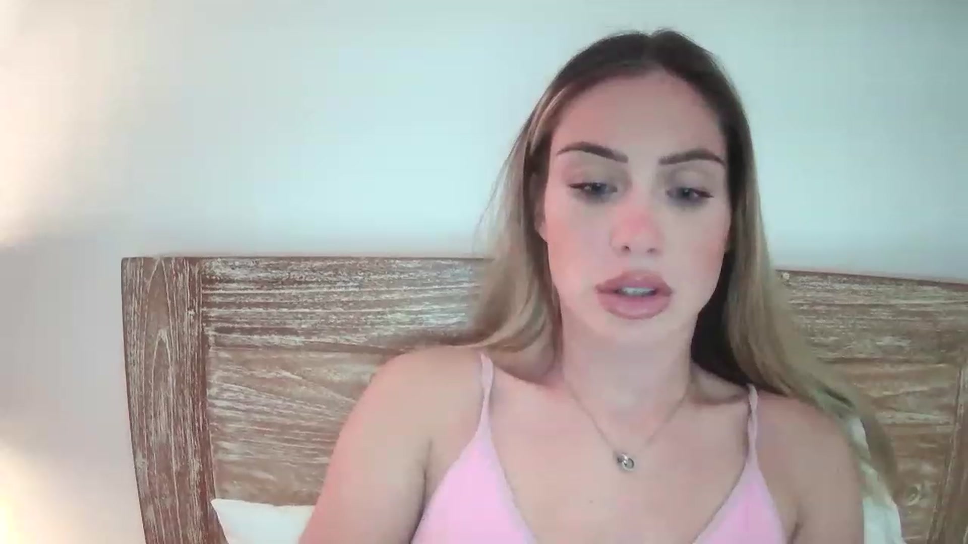 Gallery image thumbnail from English_Babe1's myfreecams stream on, 02/03/2023, 11:02 image 2 of 20