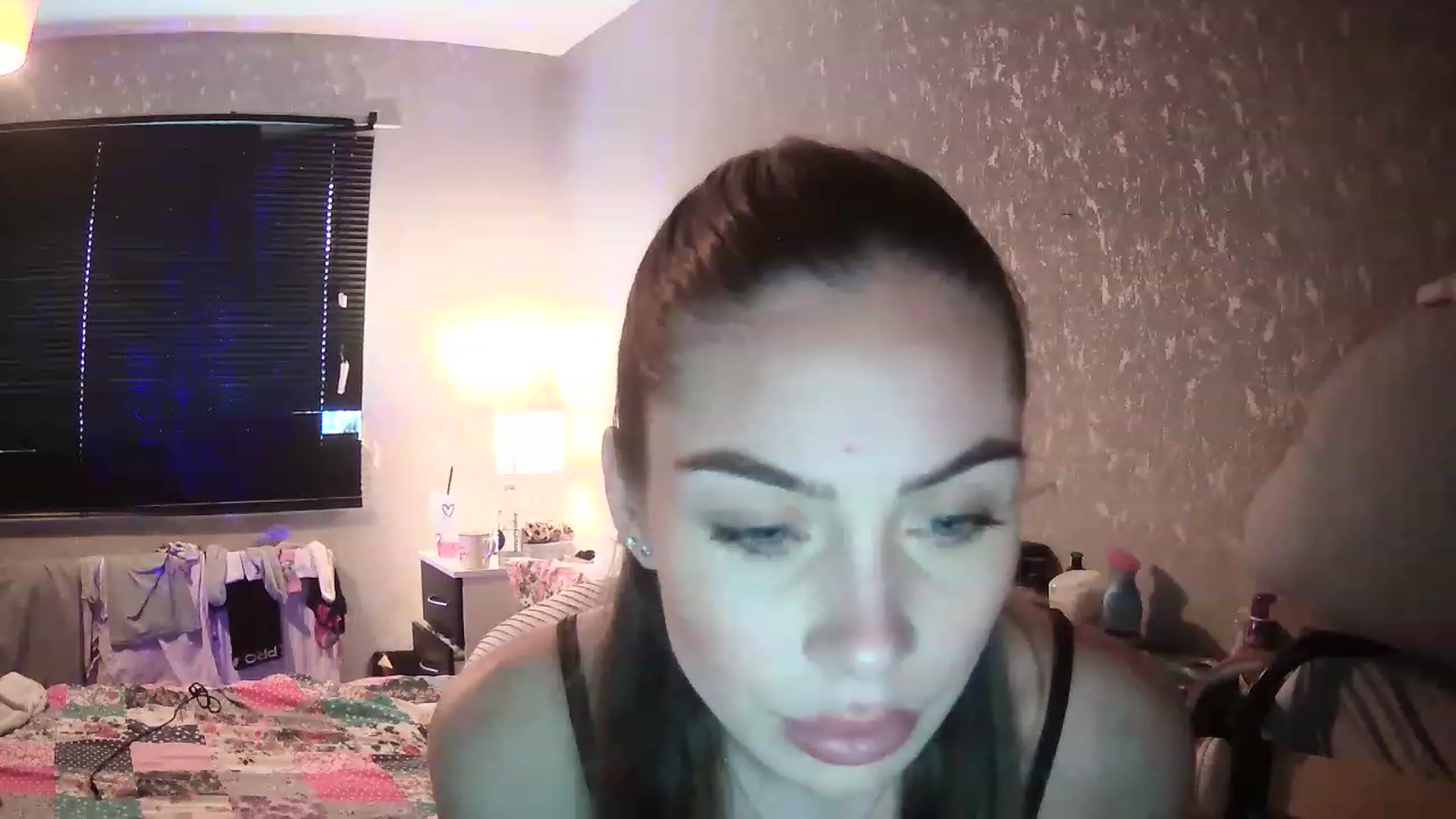 Gallery image thumbnail from English_Babe1's myfreecams stream on, 03/11/2023, 15:22 image 4 of 20