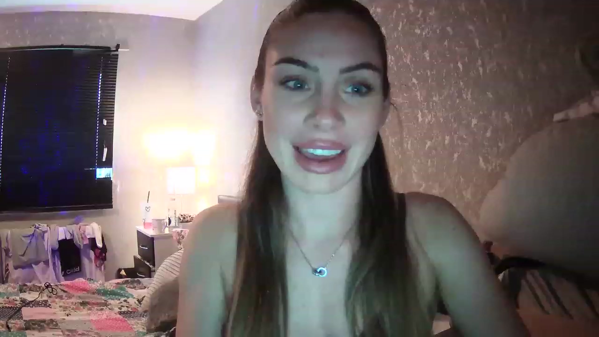 Gallery image thumbnail from English_Babe1's myfreecams stream on, 03/11/2023, 15:22 image 6 of 20